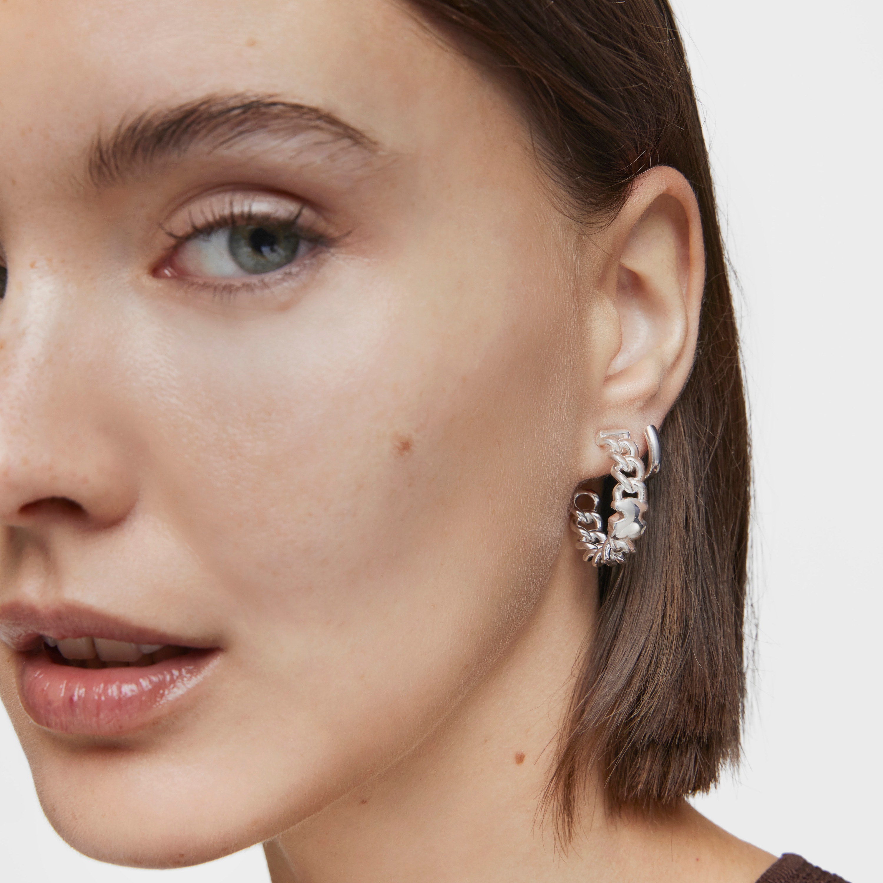 Silver Bold Motif bear motif Hoop earrings