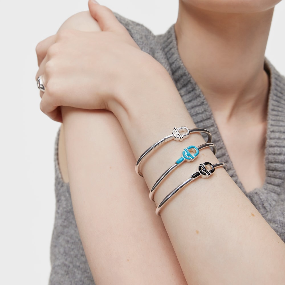 Silver Bangle with motif TOUS MANIFESTO