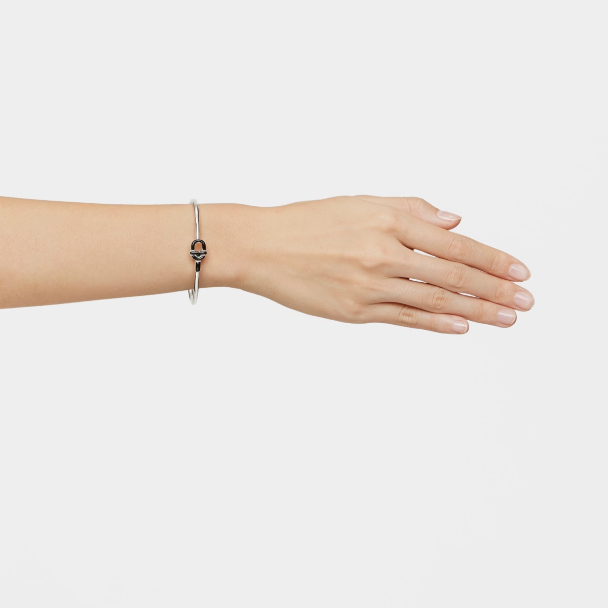 Silver Bangle with black motif TOUS MANIFESTO