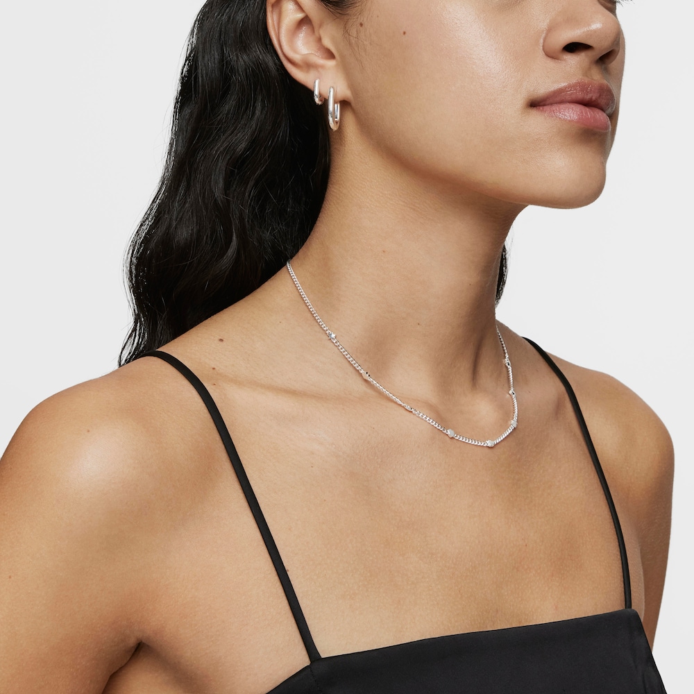 Collar corto con motivos de plata Bold Motif