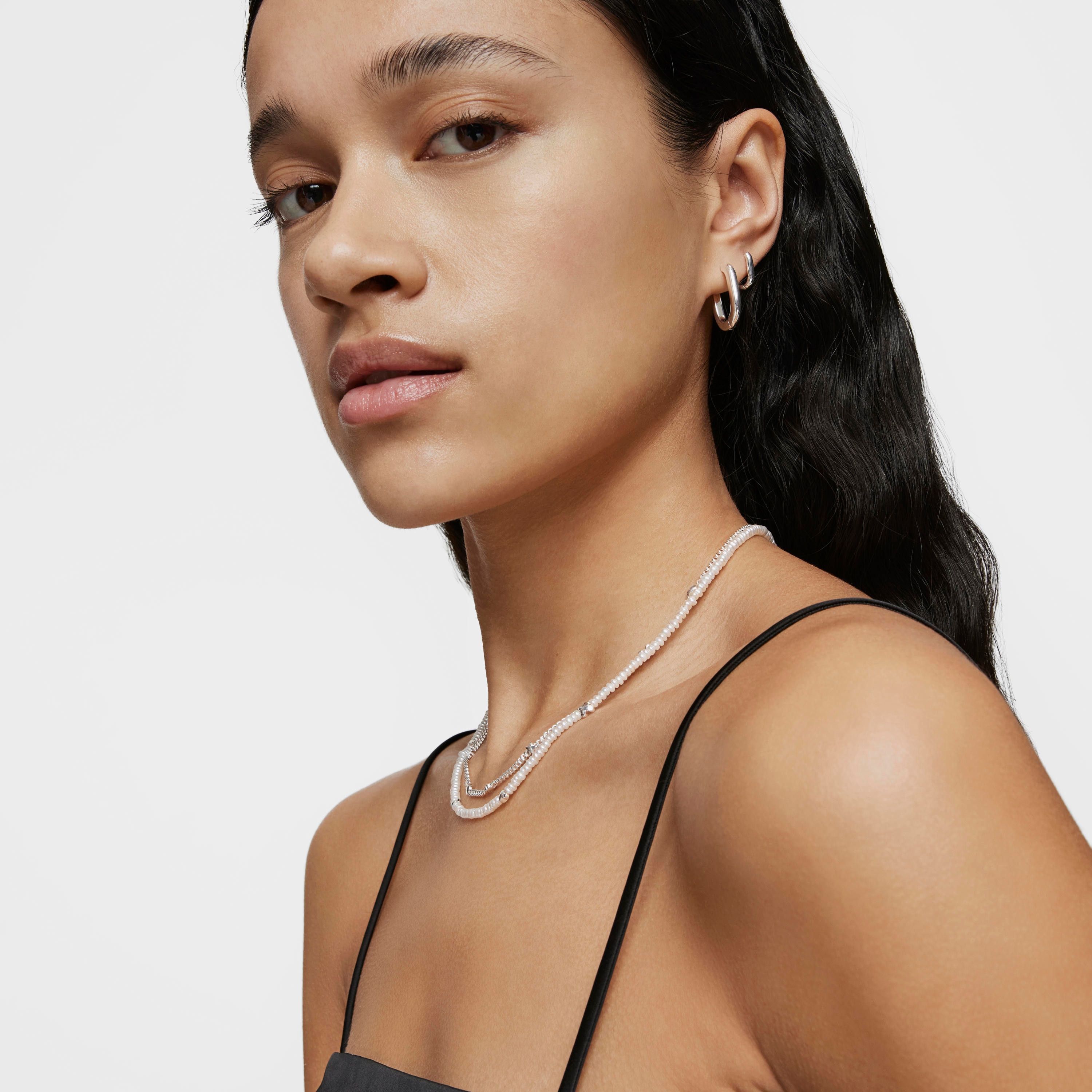 Short silver Necklace with motifs Bold Motif