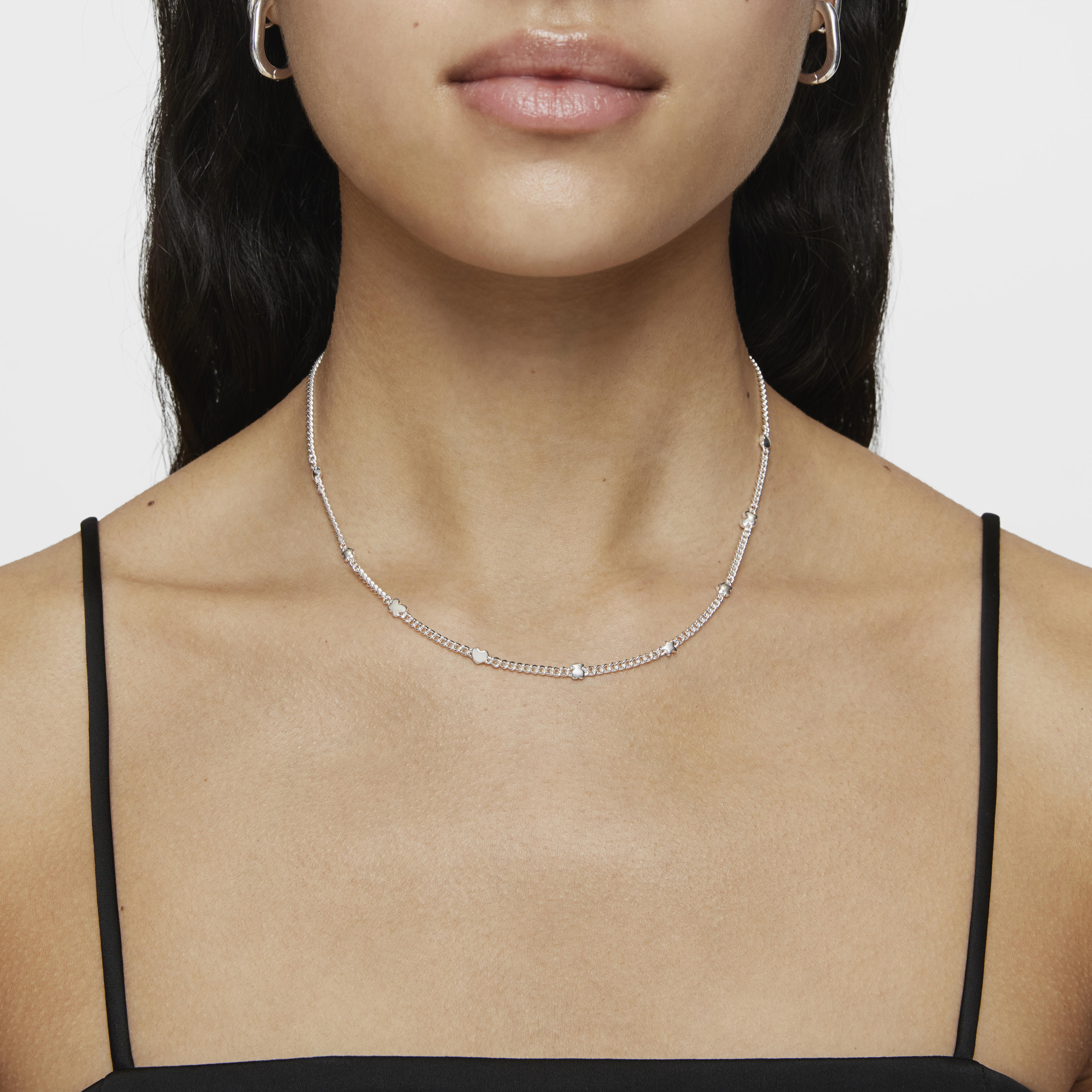 Short silver Necklace with motifs Bold Motif