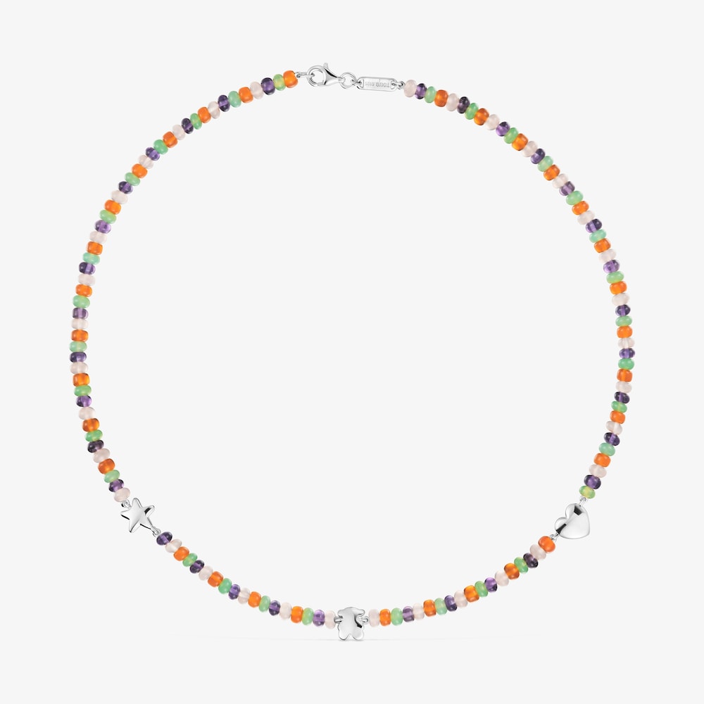 Kr&aacute;tky N&aacute;hrdeln&iacute;k s&nbsp;drahokamami a&nbsp;strieborn&yacute;mi mot&iacute;vmi Bold Motif