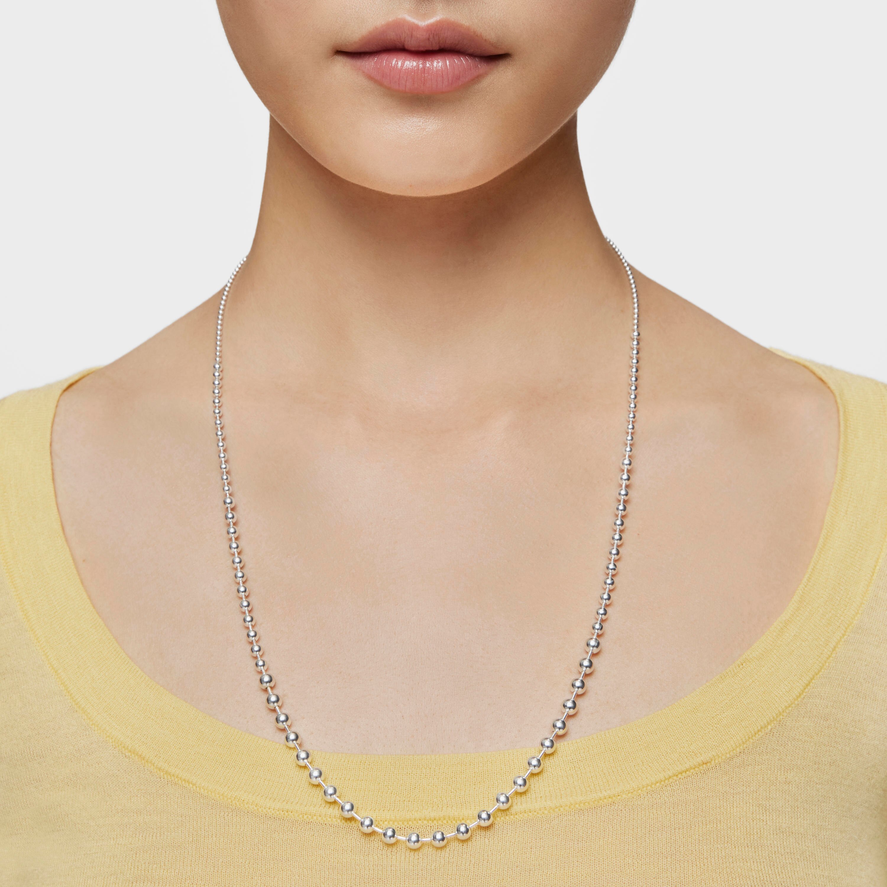 Long silver Necklace Gloss