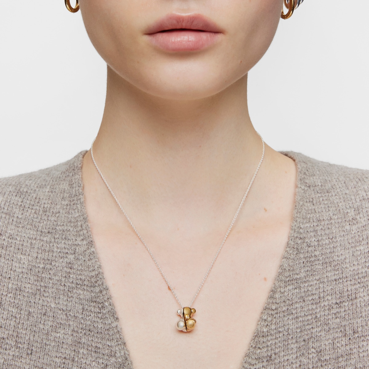 Short two-tone bear Double necklace My Other Half image number 5