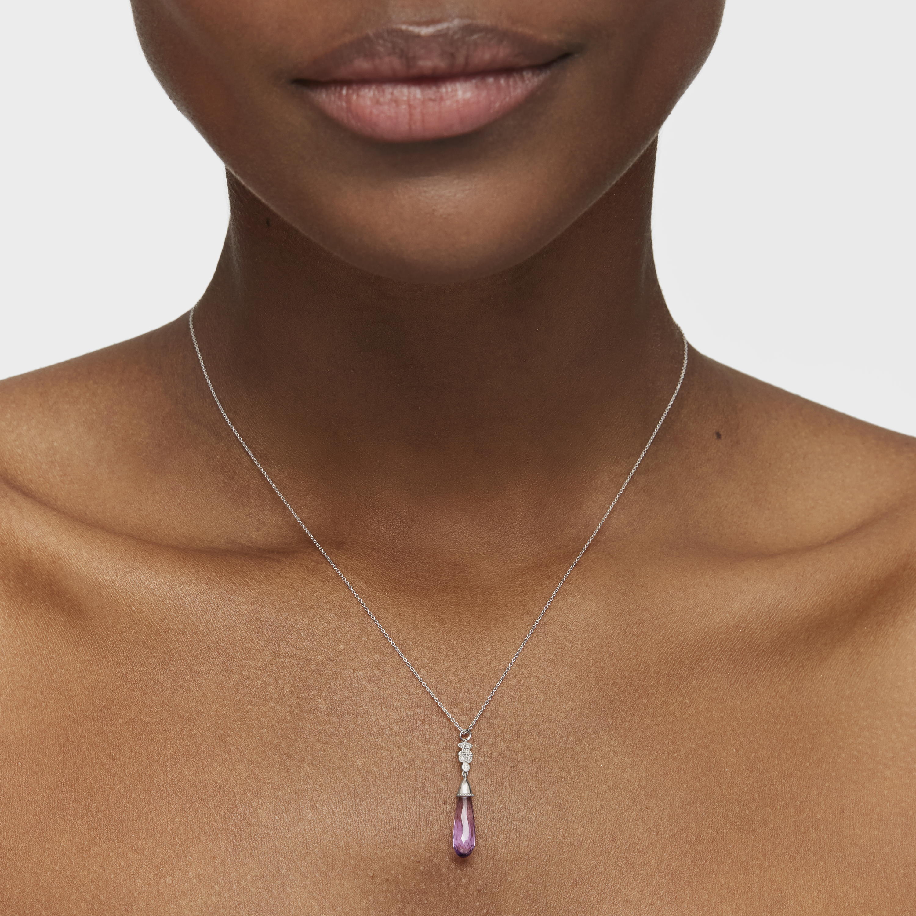 Short 18K white- gold bear Necklace with diamonds and amethyst TOUS Grain