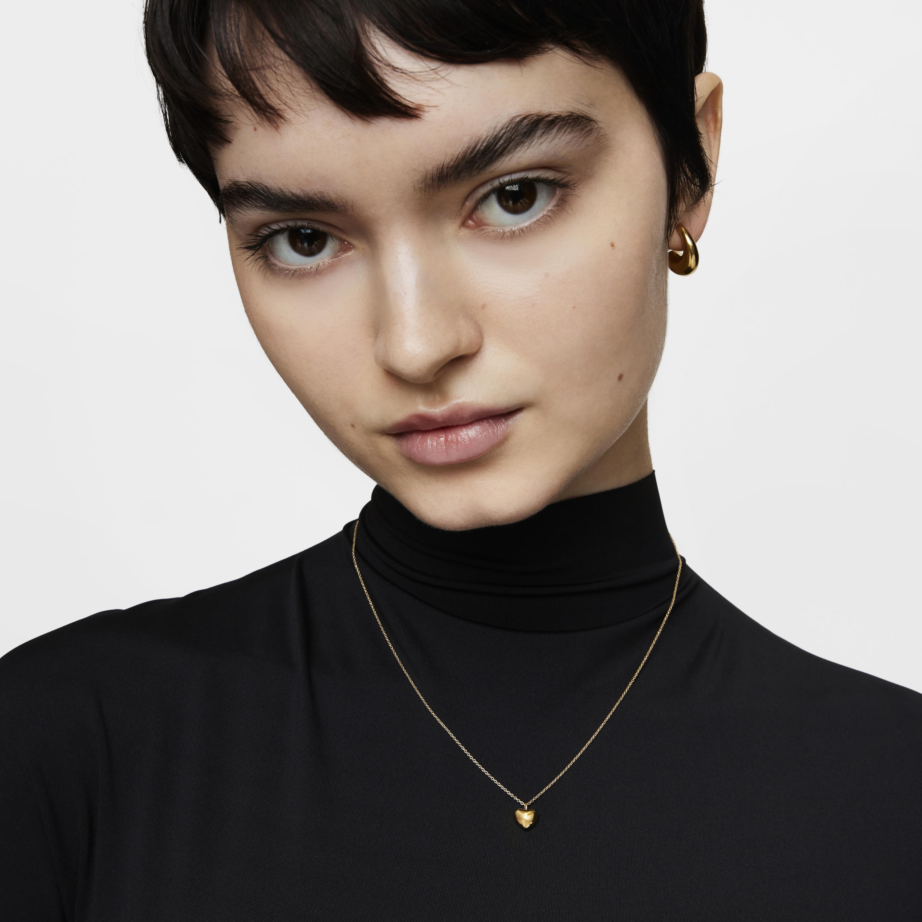 Short 18K solid gold heart Necklace My Other Half