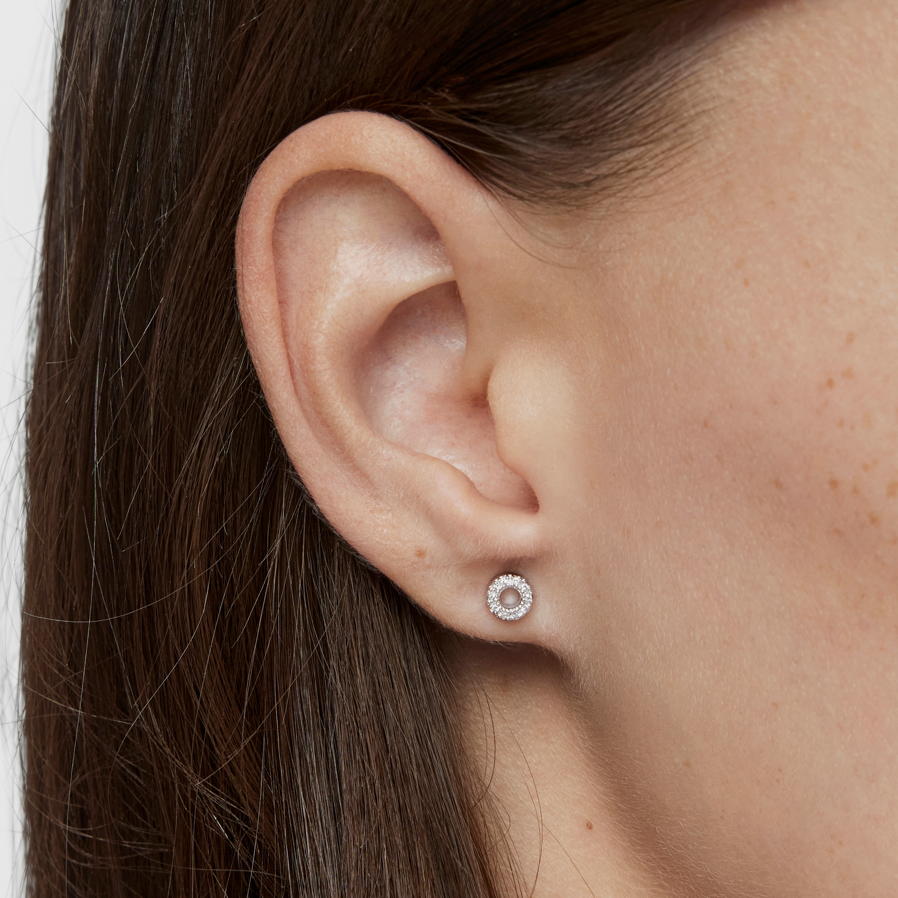 Small 18K white- gold circle Single earring with diamonds TOUS Grain