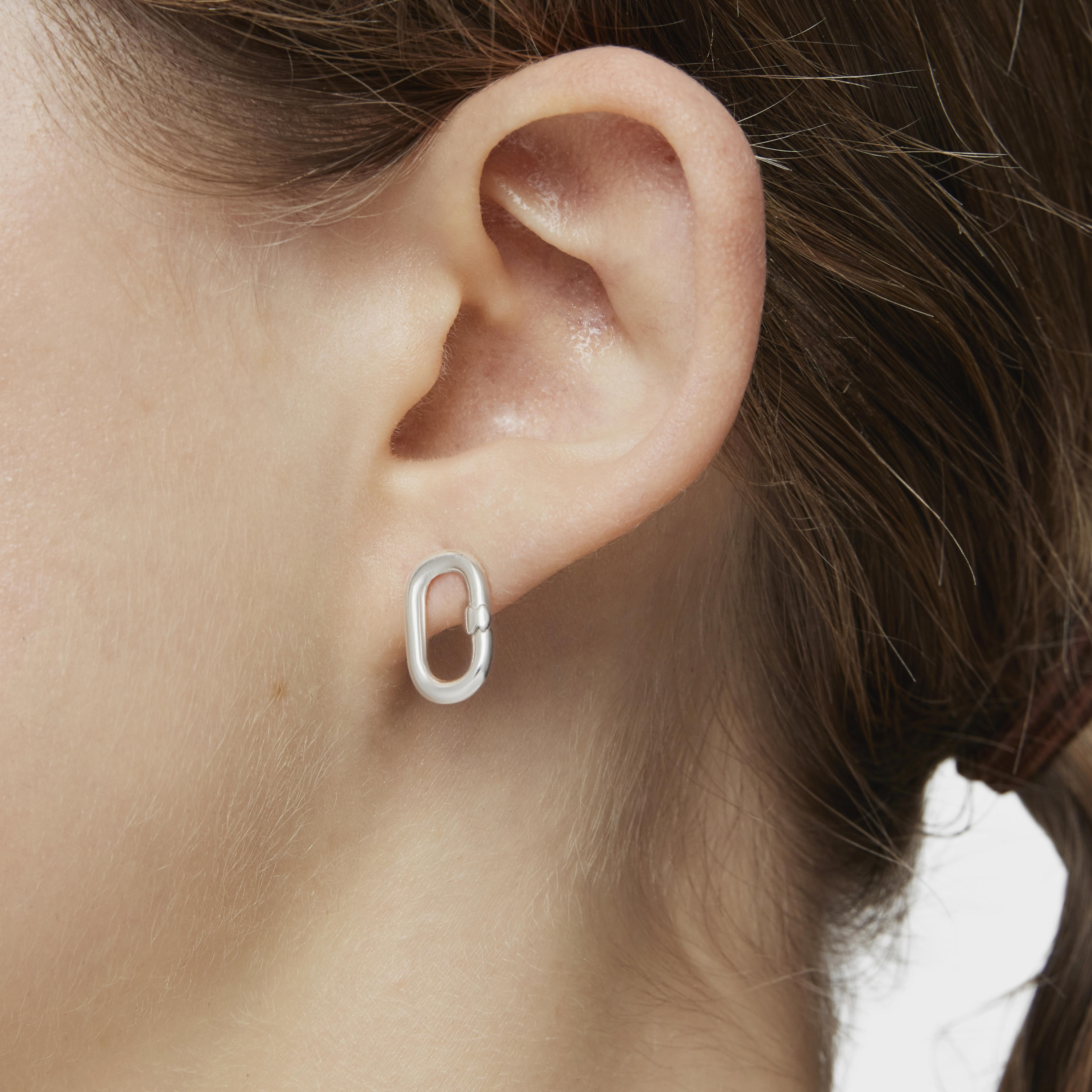 Small silver Earrings Hold Oval