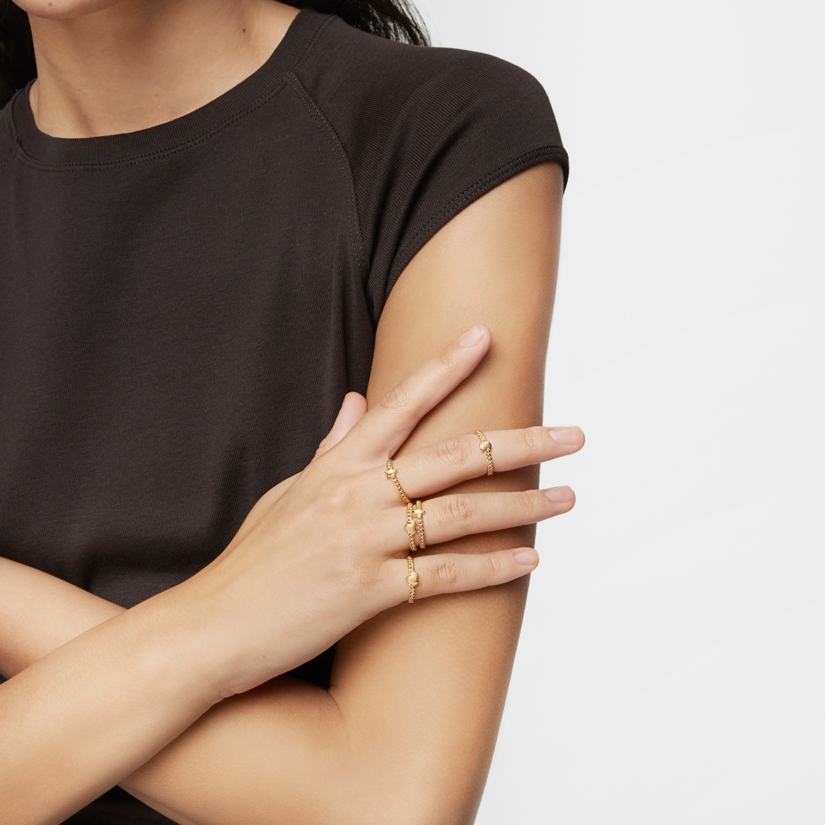 Anillo pequeño corazón con baño de oro 18 kt sobre plata Bold Motif