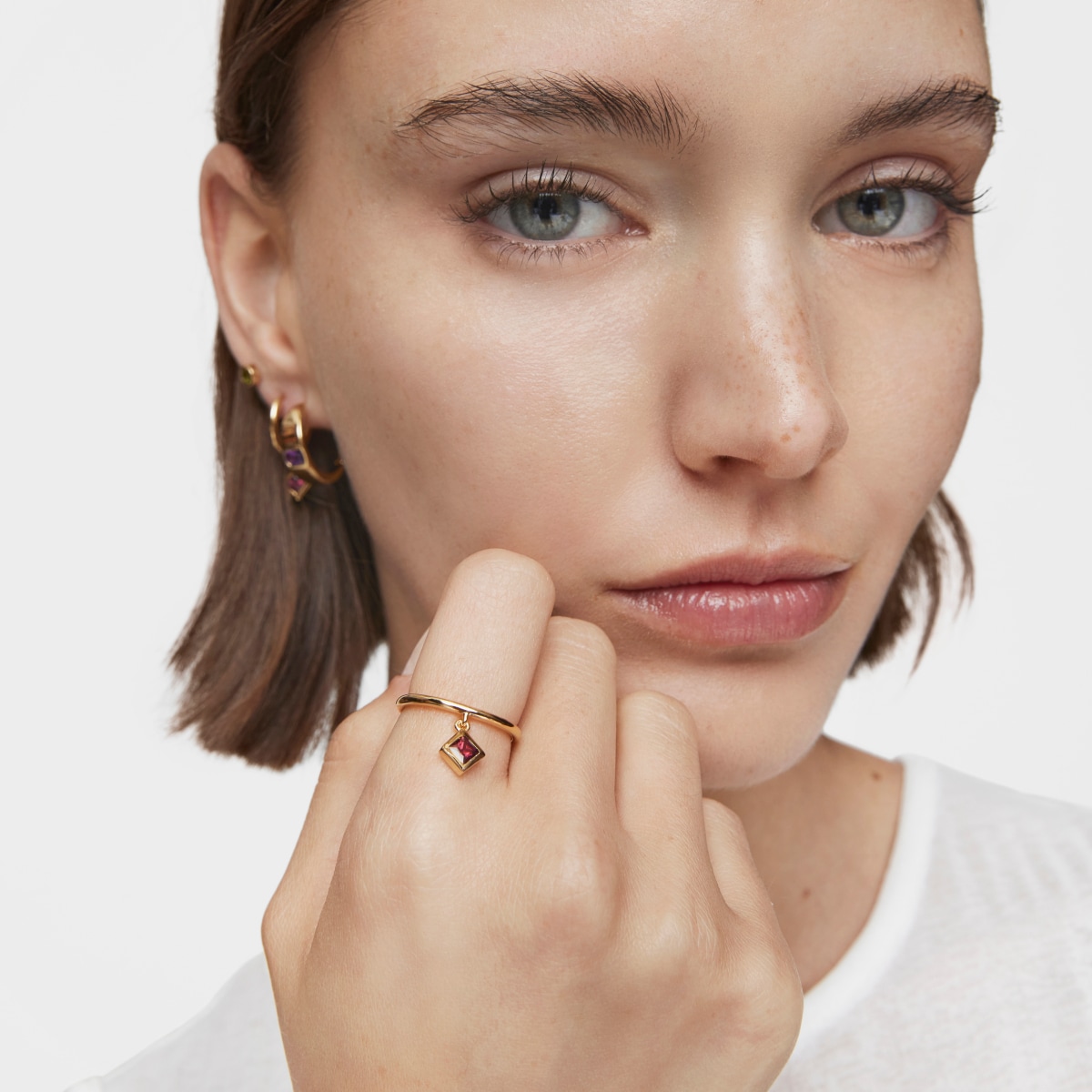 Small Ring with 18kt gold plating over silver and rhodolite charm TOUS Basic Colors