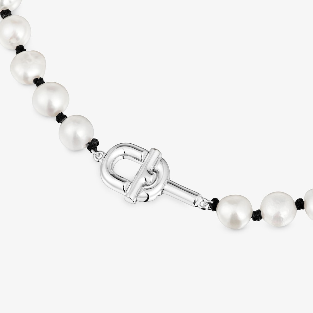 &Kappa;&omicron;&lambda;&iota;έ TOUS MANIFESTO 44 cm &alpha;&pi;ό &mu;&alpha;ύ&rho;&omicron; &nu;ά&iota;&lambda;&omicron;&nu; &mu;&epsilon; &kappa;&alpha;&lambda;&lambda;&iota;&epsilon;&rho;&gamma;&eta;&mu;έ&nu;&alpha; &mu;&alpha;&rho;&gamma;&alpha;&rho;&iota;&tau;ά&rho;&iota;&alpha;