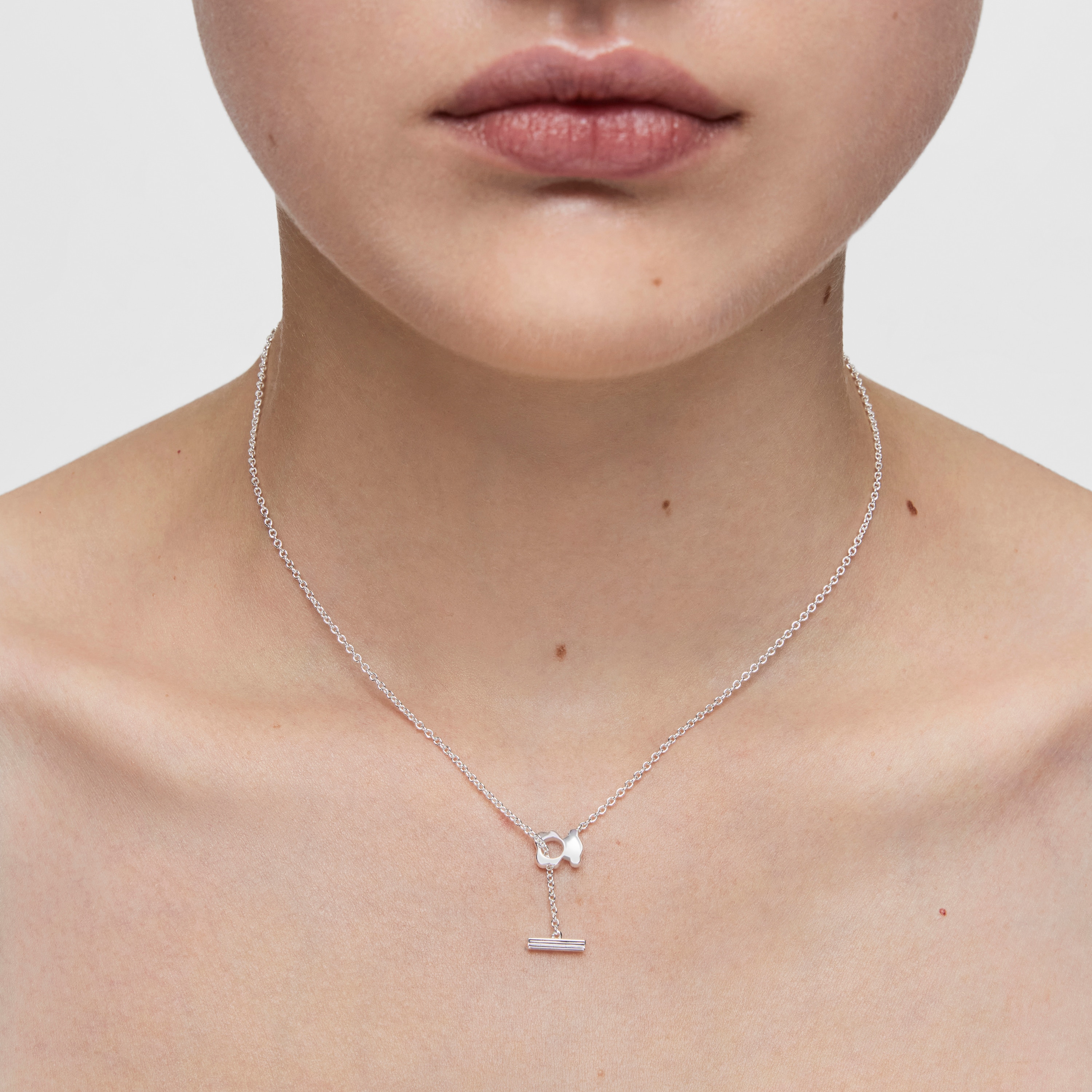 Short silver bear Necklace I-Bear