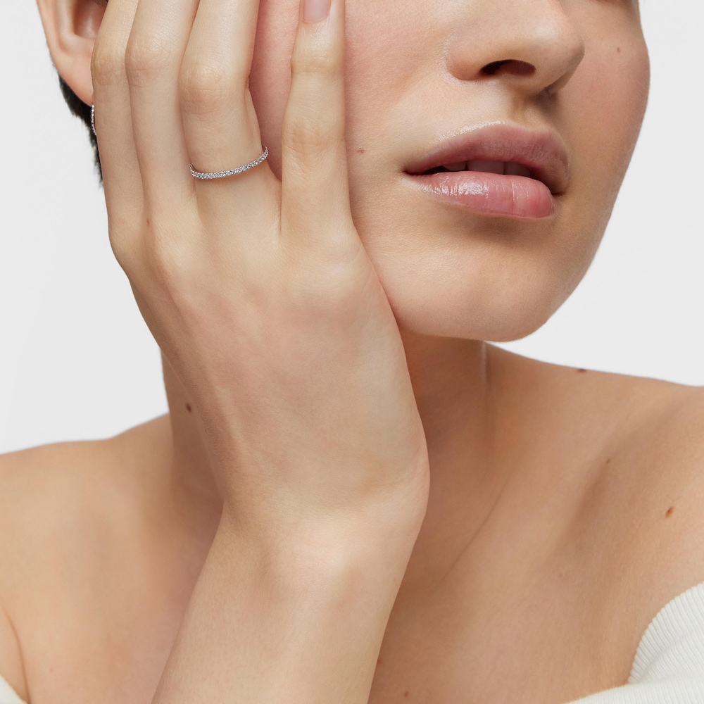 Svadobn&aacute; obr&uacute;čka z&nbsp;bieleho zlata s&nbsp;diamantov&yacute;m Les Classiques