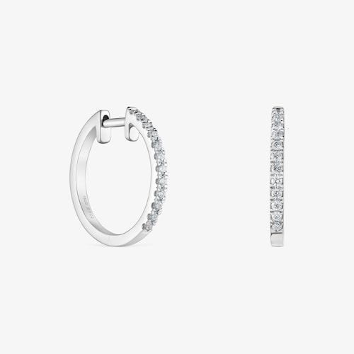 Kr&aacute;tk&eacute; kruhov&eacute; N&aacute;u&scaron;nice z&nbsp;b&iacute;l&eacute;ho zlata s&nbsp;diamanty o&nbsp;velikosti 15 mm Les Classiques