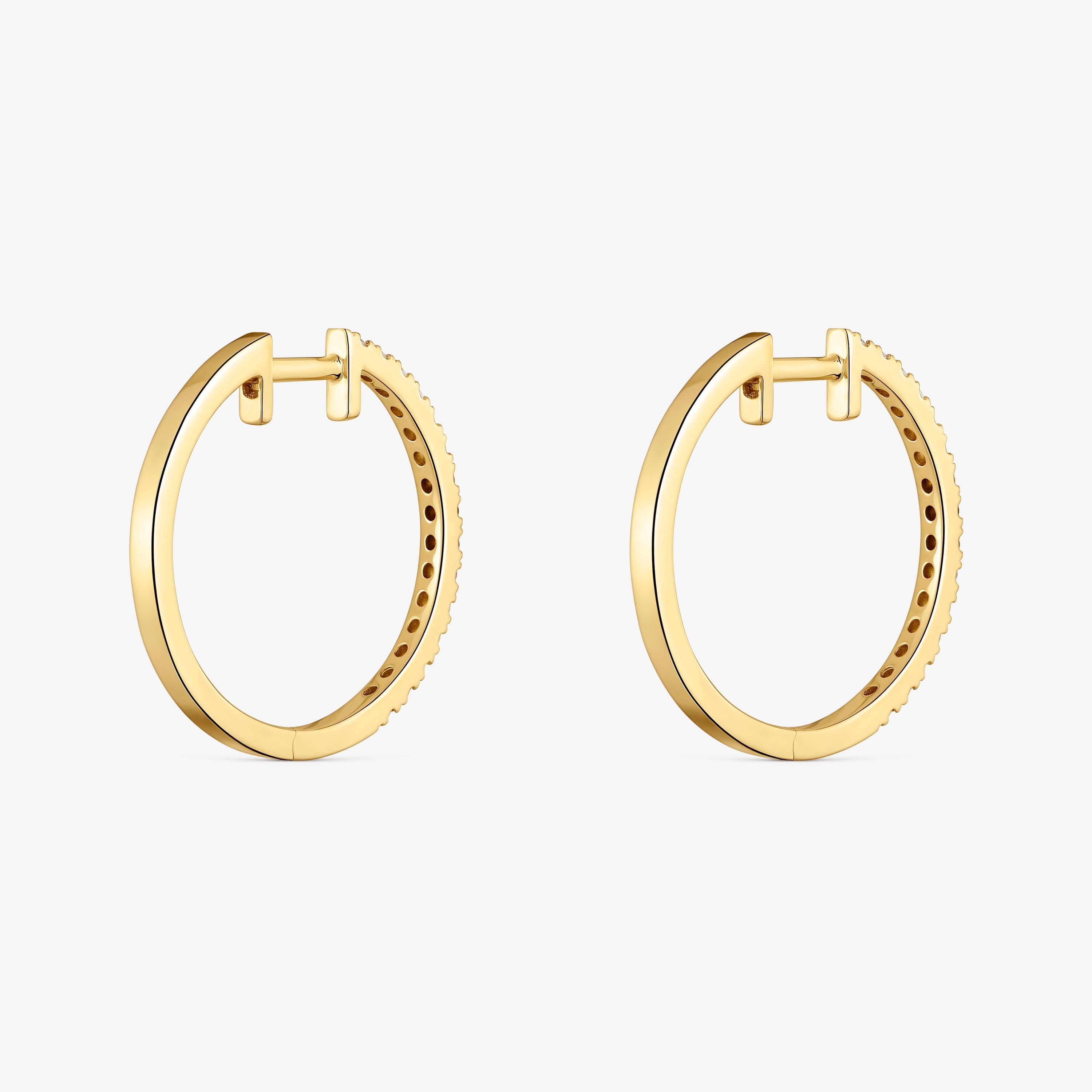 Short hoop Earrings in 18K solid gold with mm diamonds Les Classiques