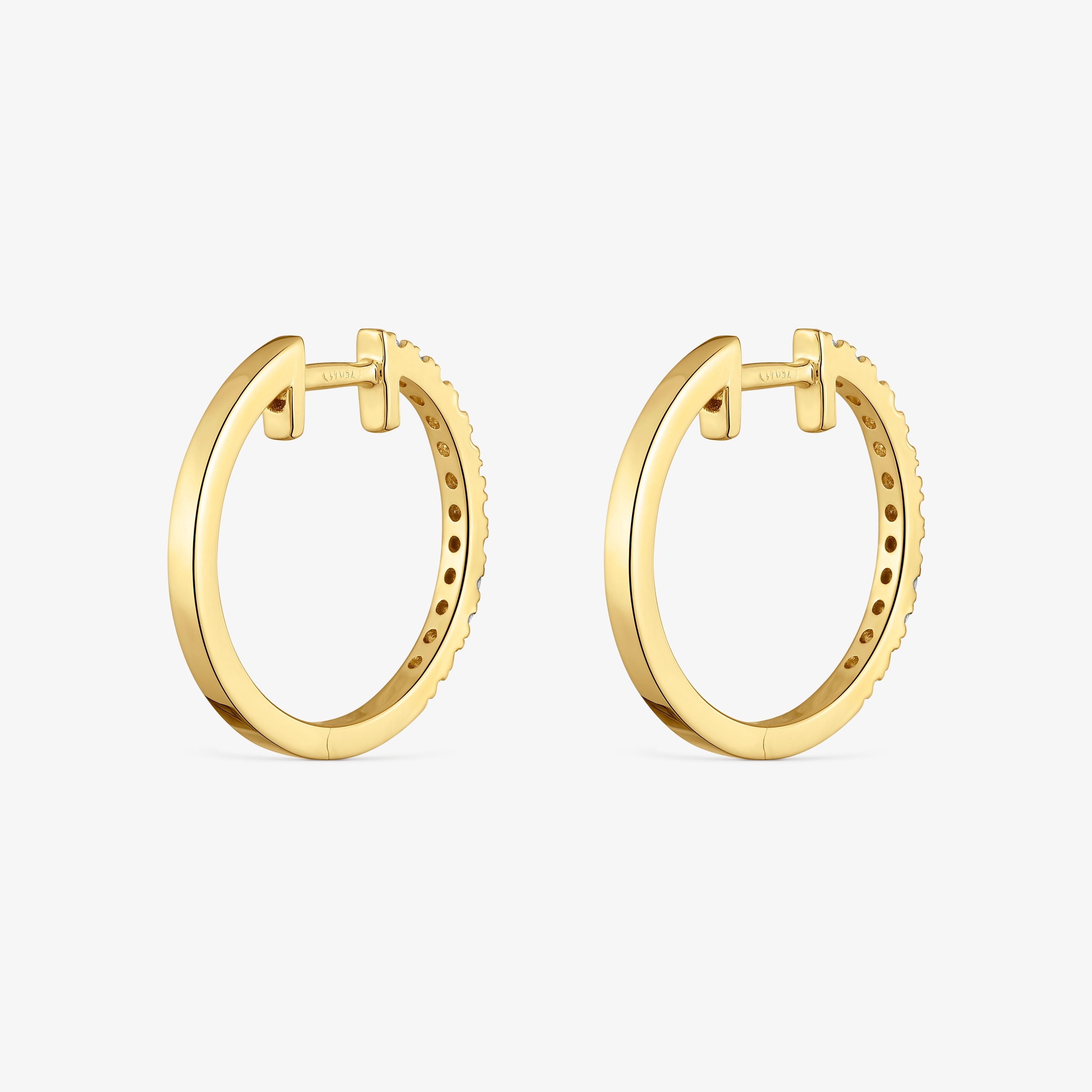 Short hoop Earrings in 18K solid gold with 15 mm diamonds Les Classiques