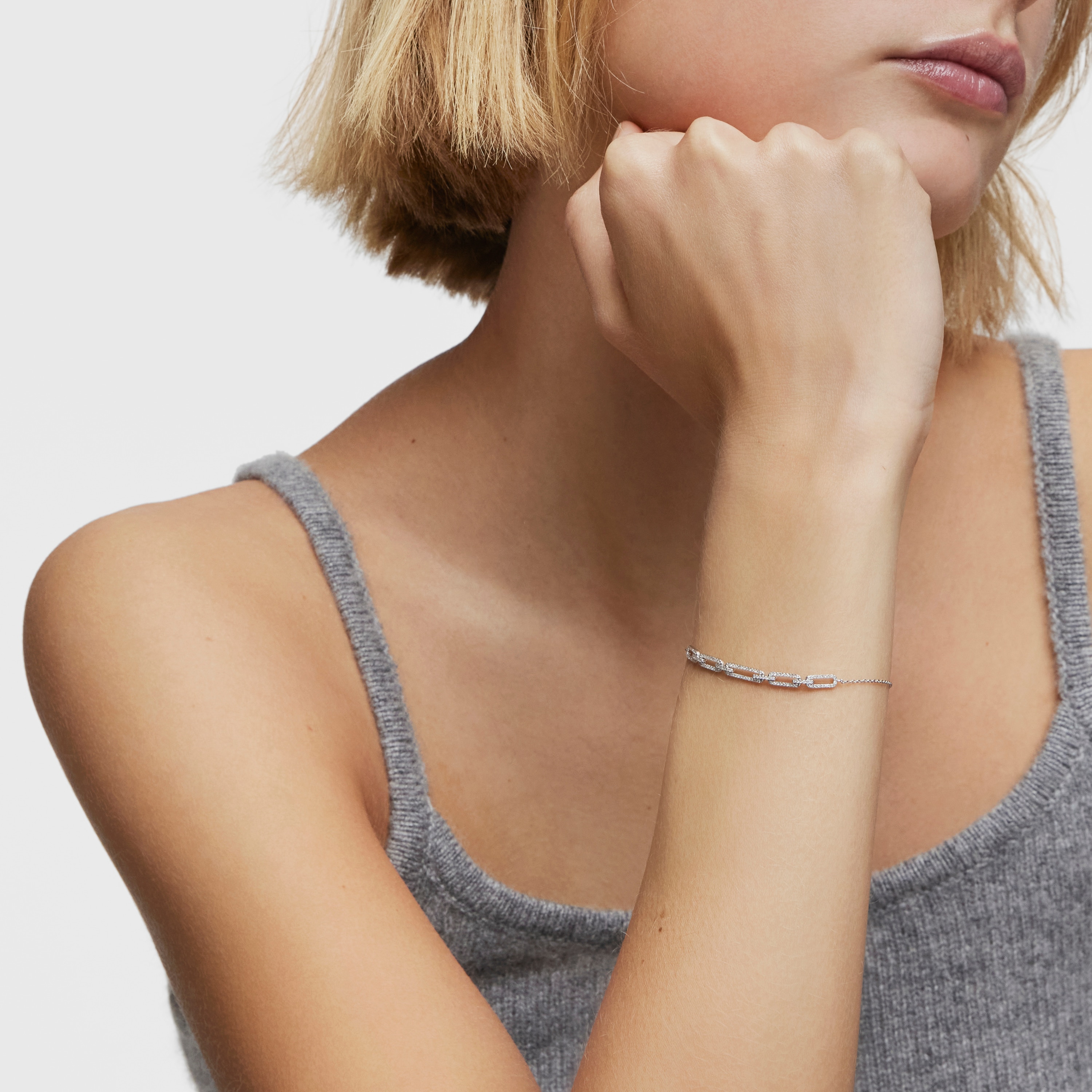 Chain Bracelet in 18K white gold with diamonds Les Classiques