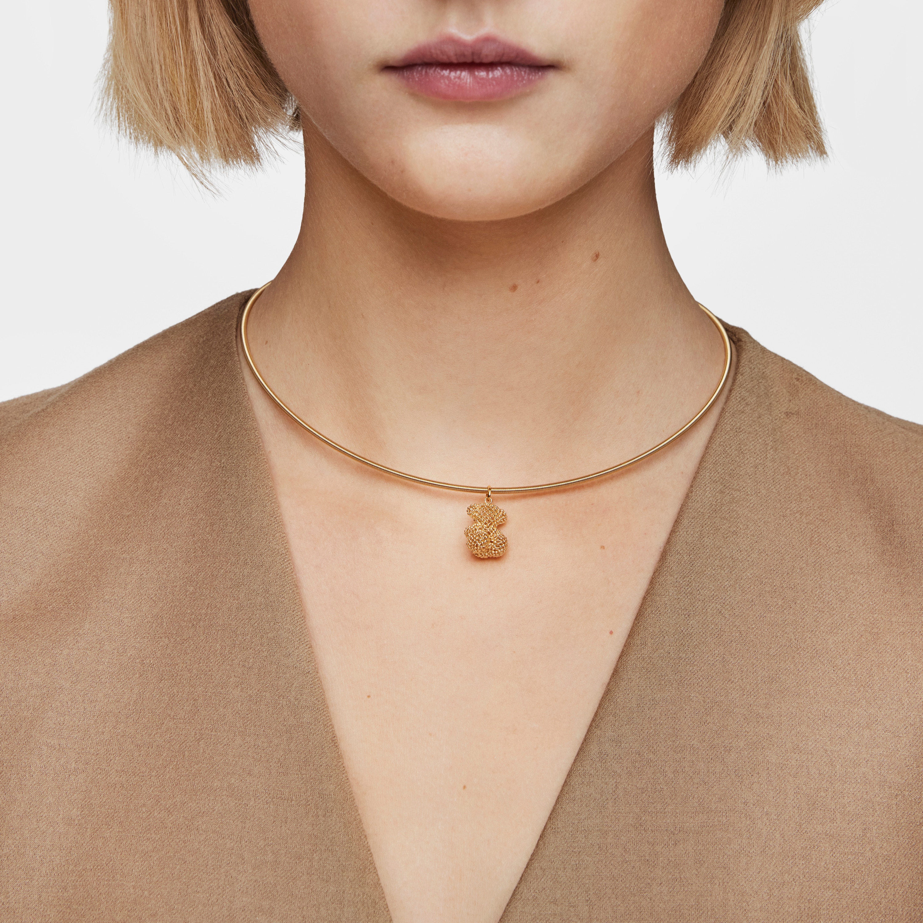 Medium texturized 18K solid gold bear Pendant Bold Bear