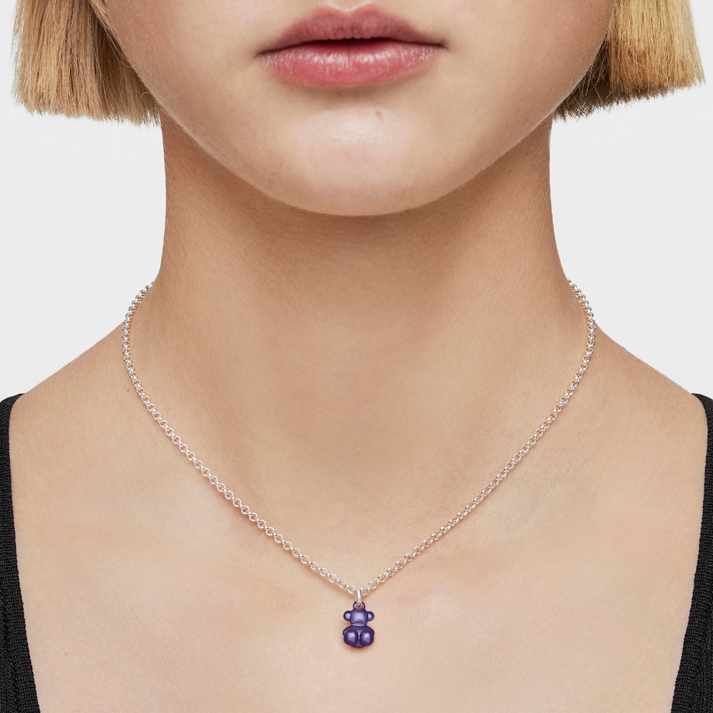 Mal&yacute; Př&iacute;věsek ve&nbsp;tvaru medv&iacute;dka z&nbsp;oceli v&nbsp;tmavě fialov&eacute; barvě Bold Bear