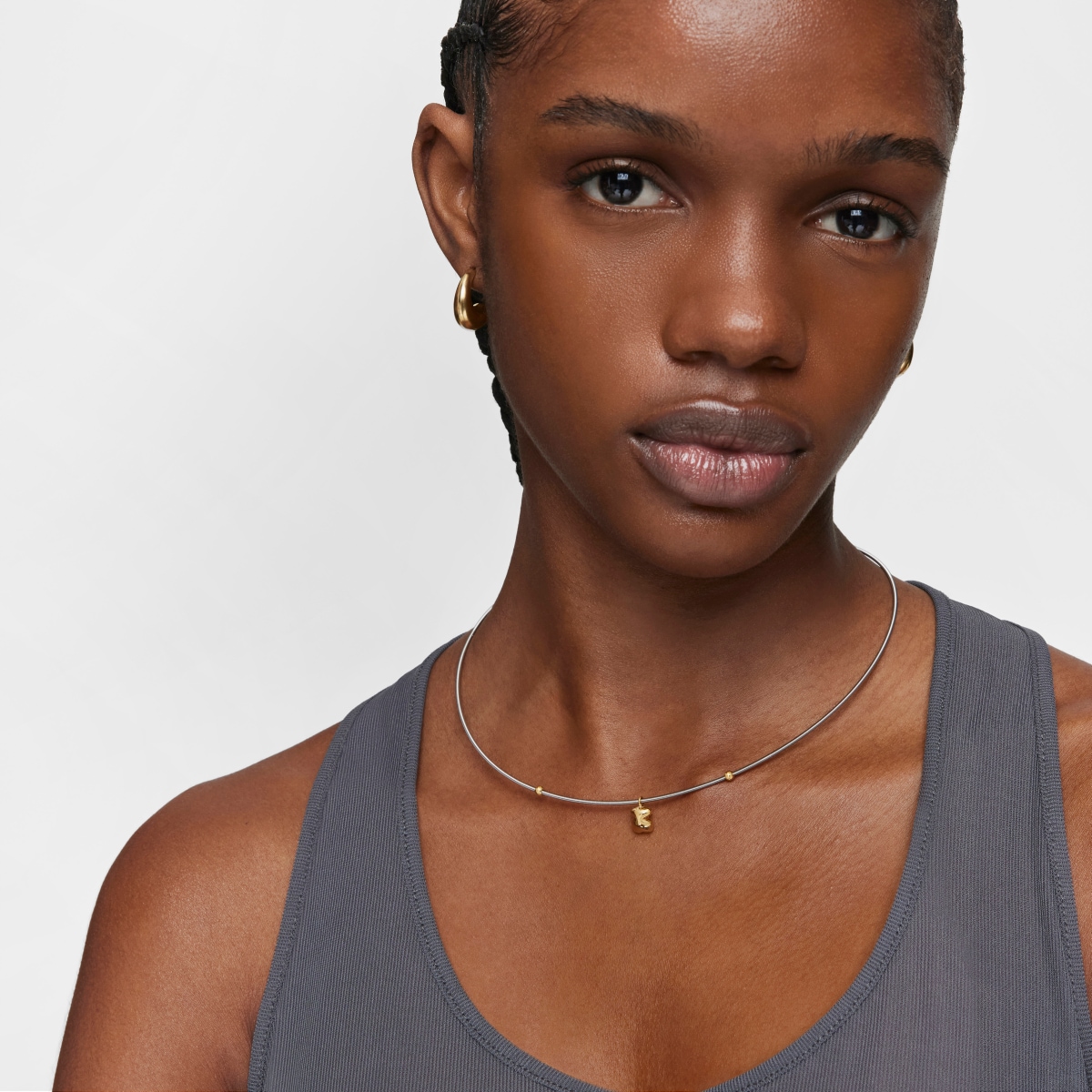 Short gold and steel Necklace with bear motif Mesh Tube