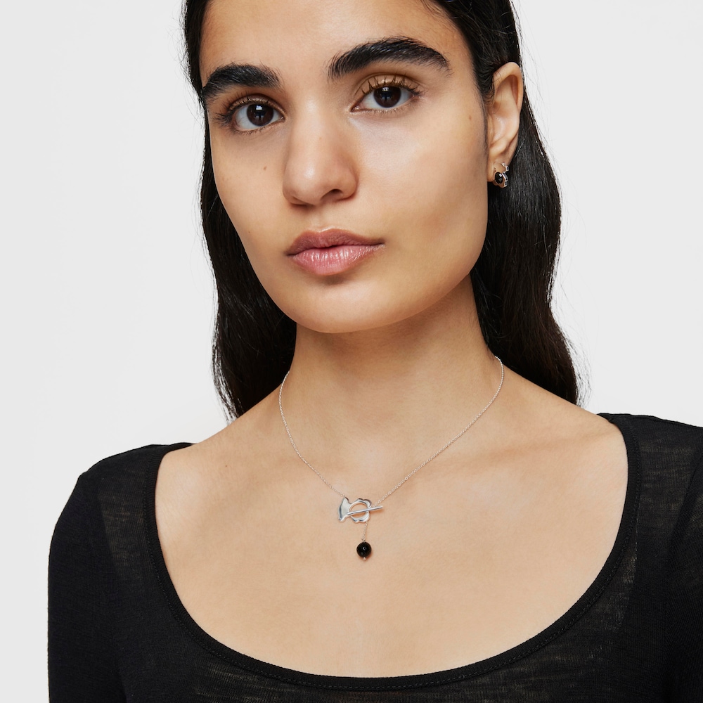 Short silver and onyx bear Necklace I-Bear