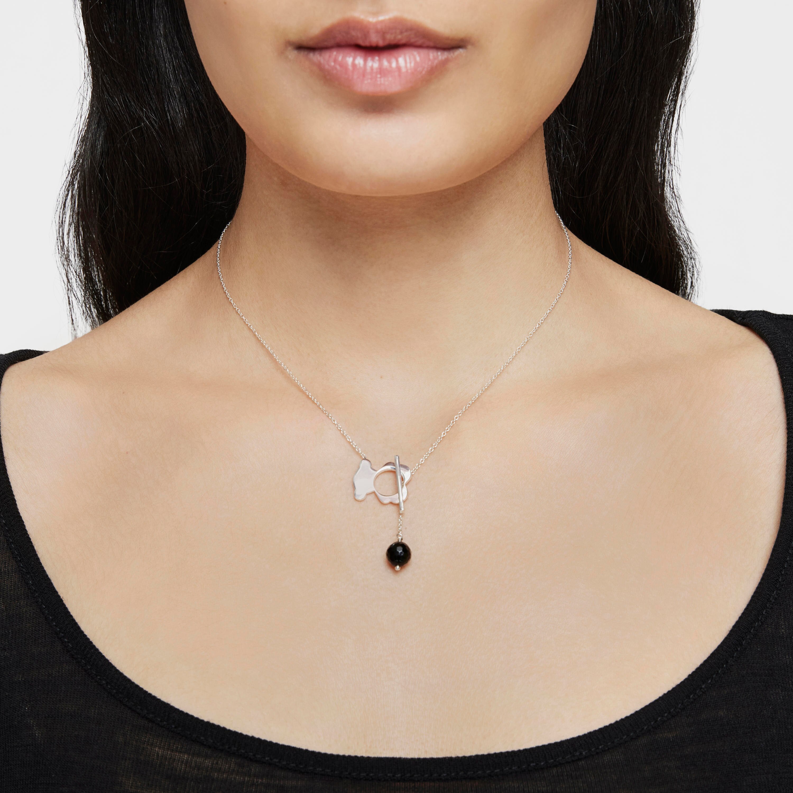 Short silver and onyx bear Necklace I-Bear