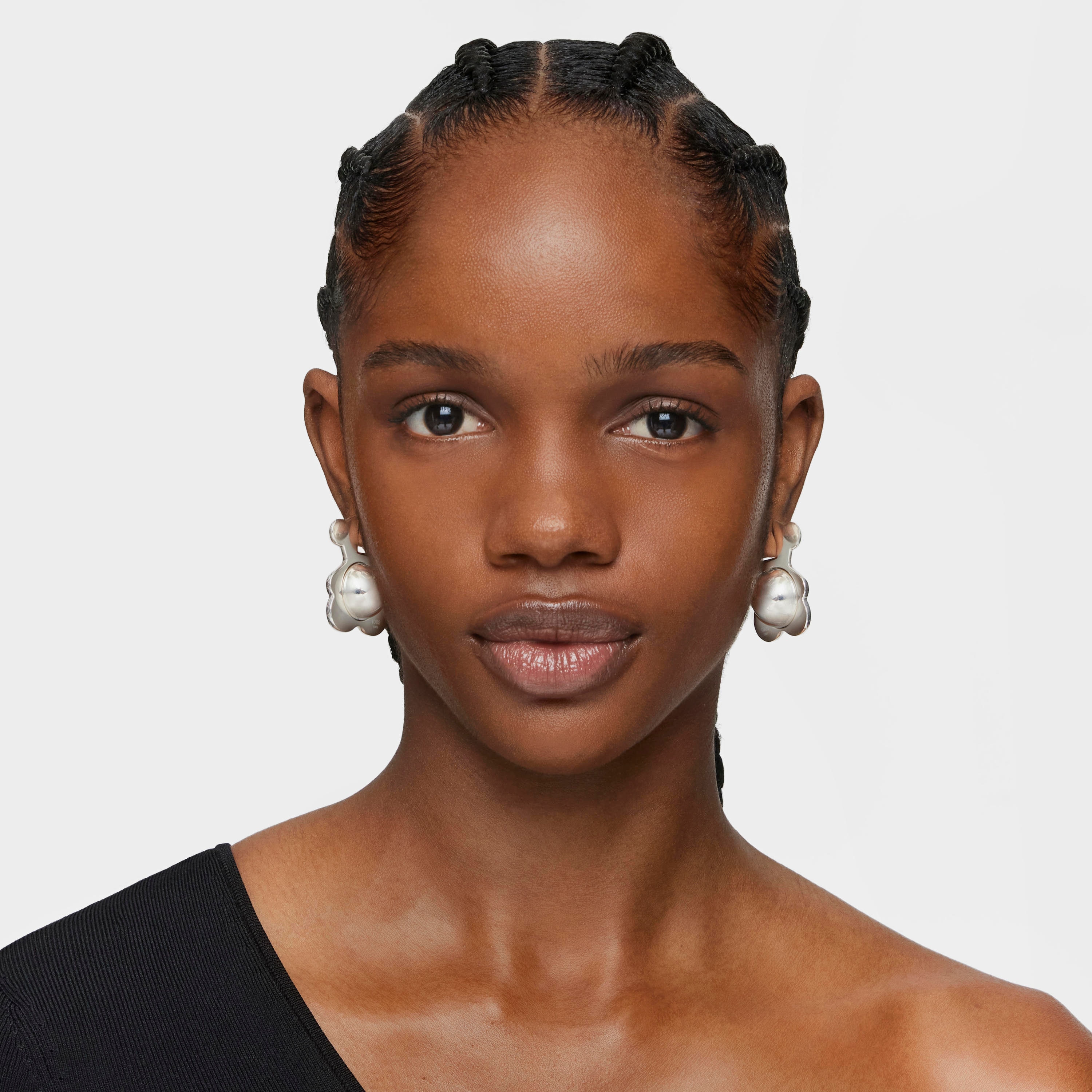 Silver Earrings with bear motif I-Bear