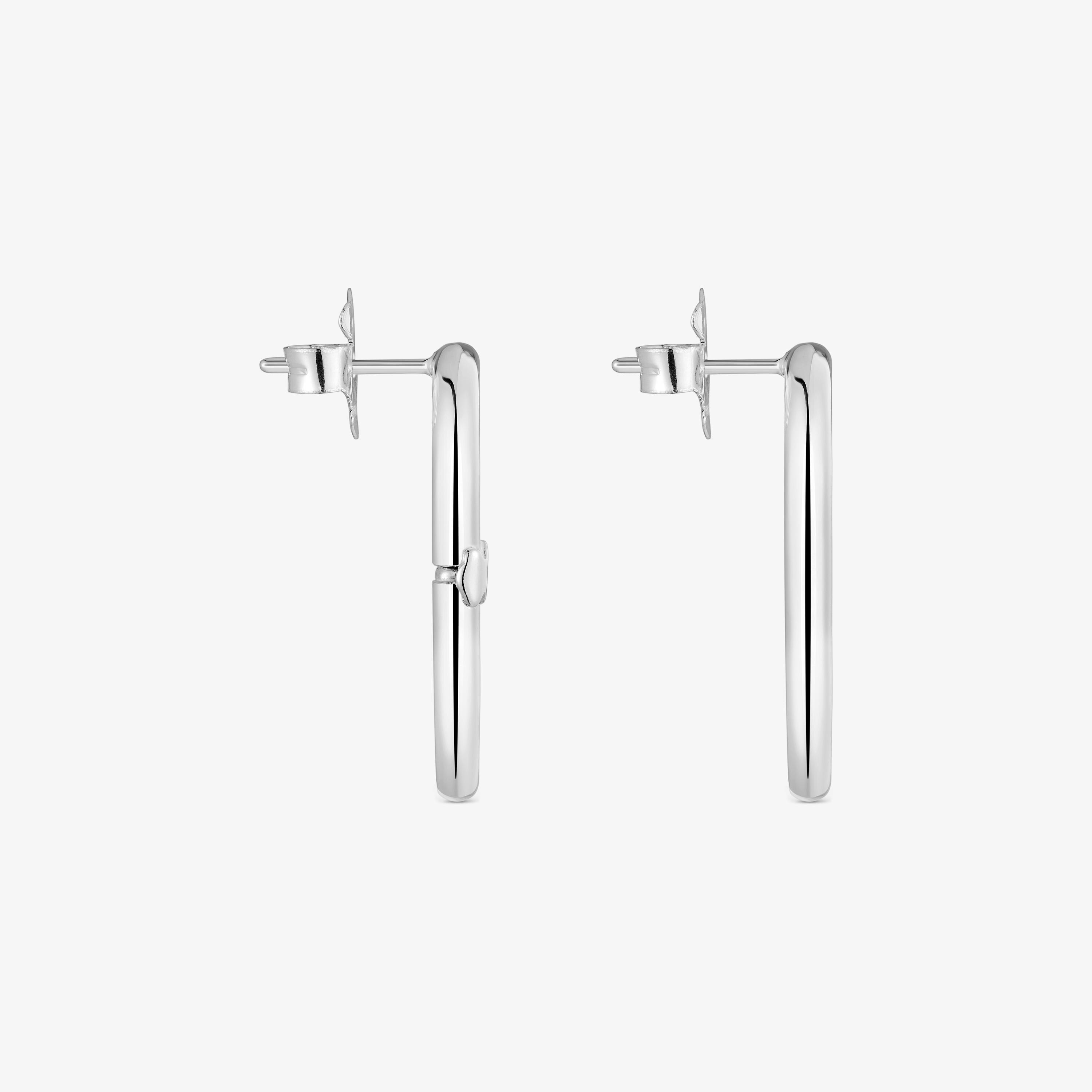 Short silver Earrings Hold Oval