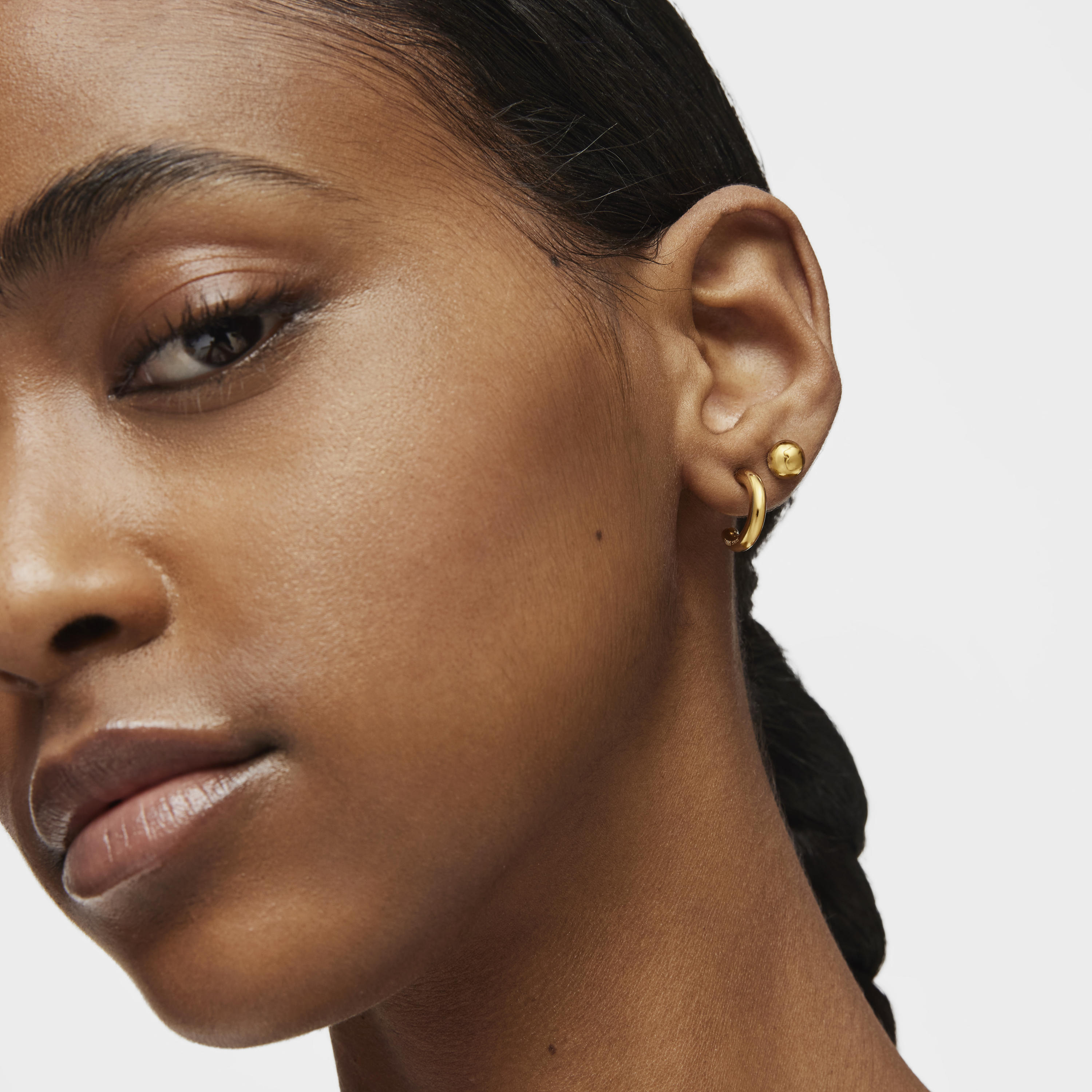Short 14 mm Hoop earrings with 18kt gold plating over silver TOUS Basics