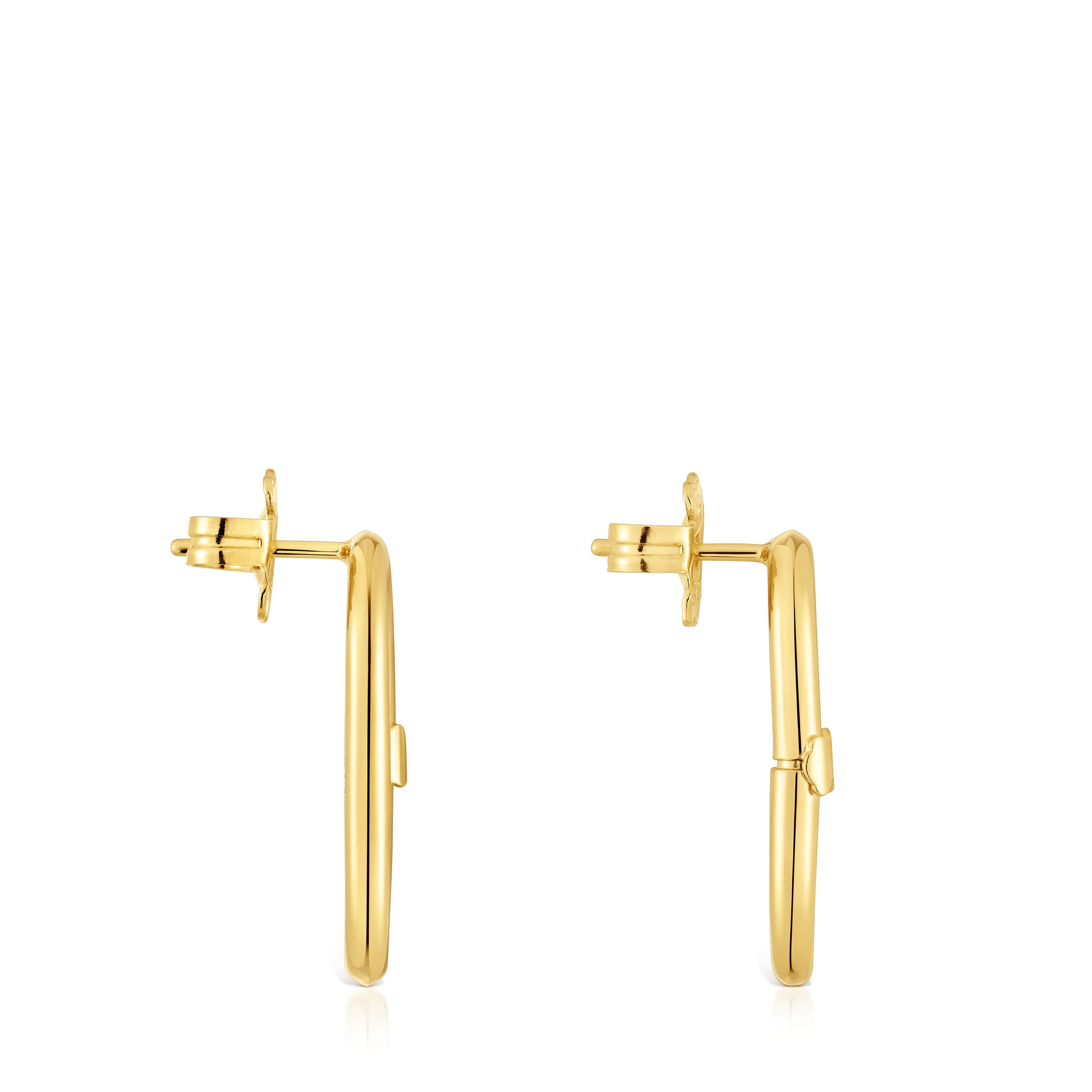 Pendientes cortos con baño de oro 18 kt sobre plata Hold Oval