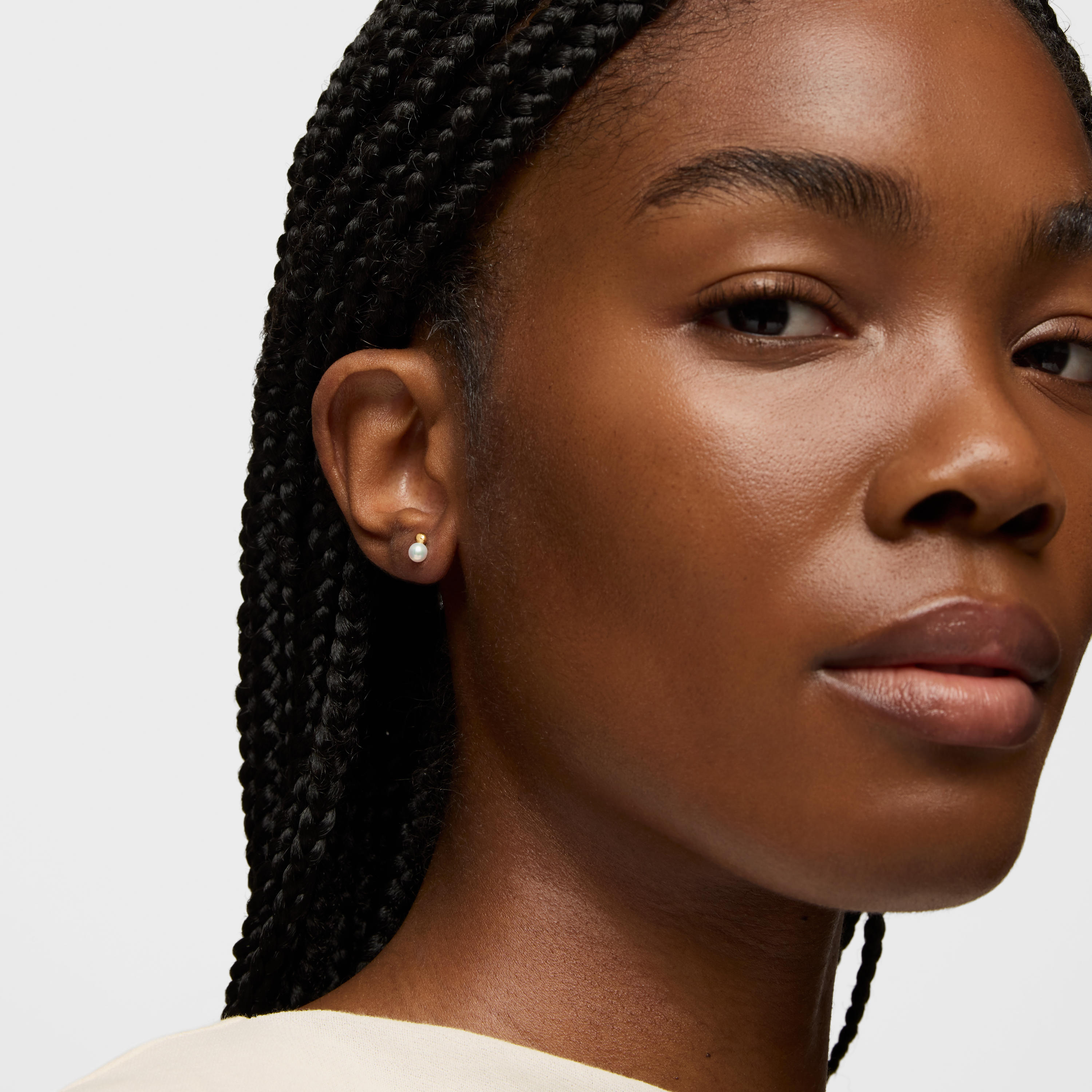 18K solid gold and cultured pearl Earrings Basics