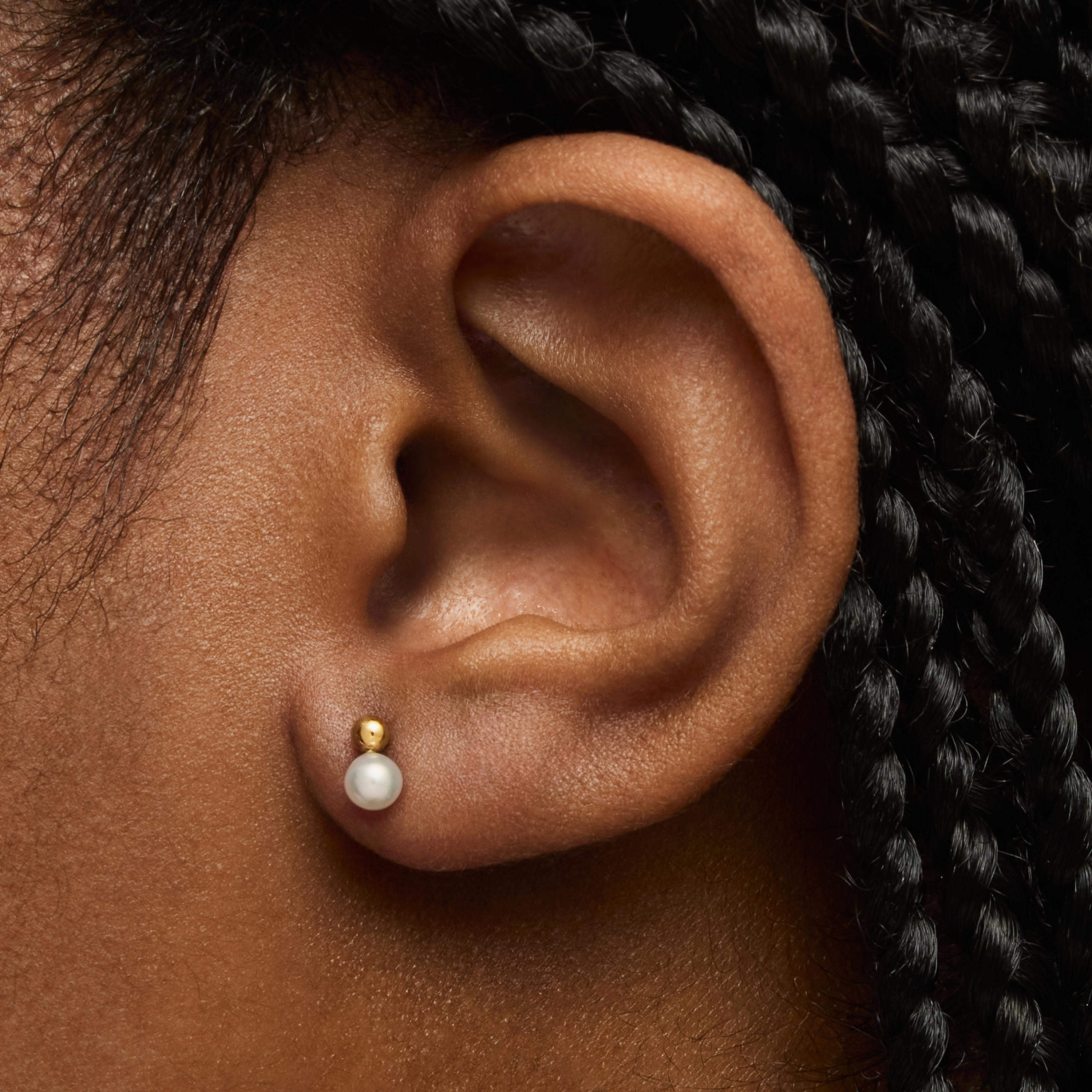 18K solid gold and cultured pearl Earrings Basics