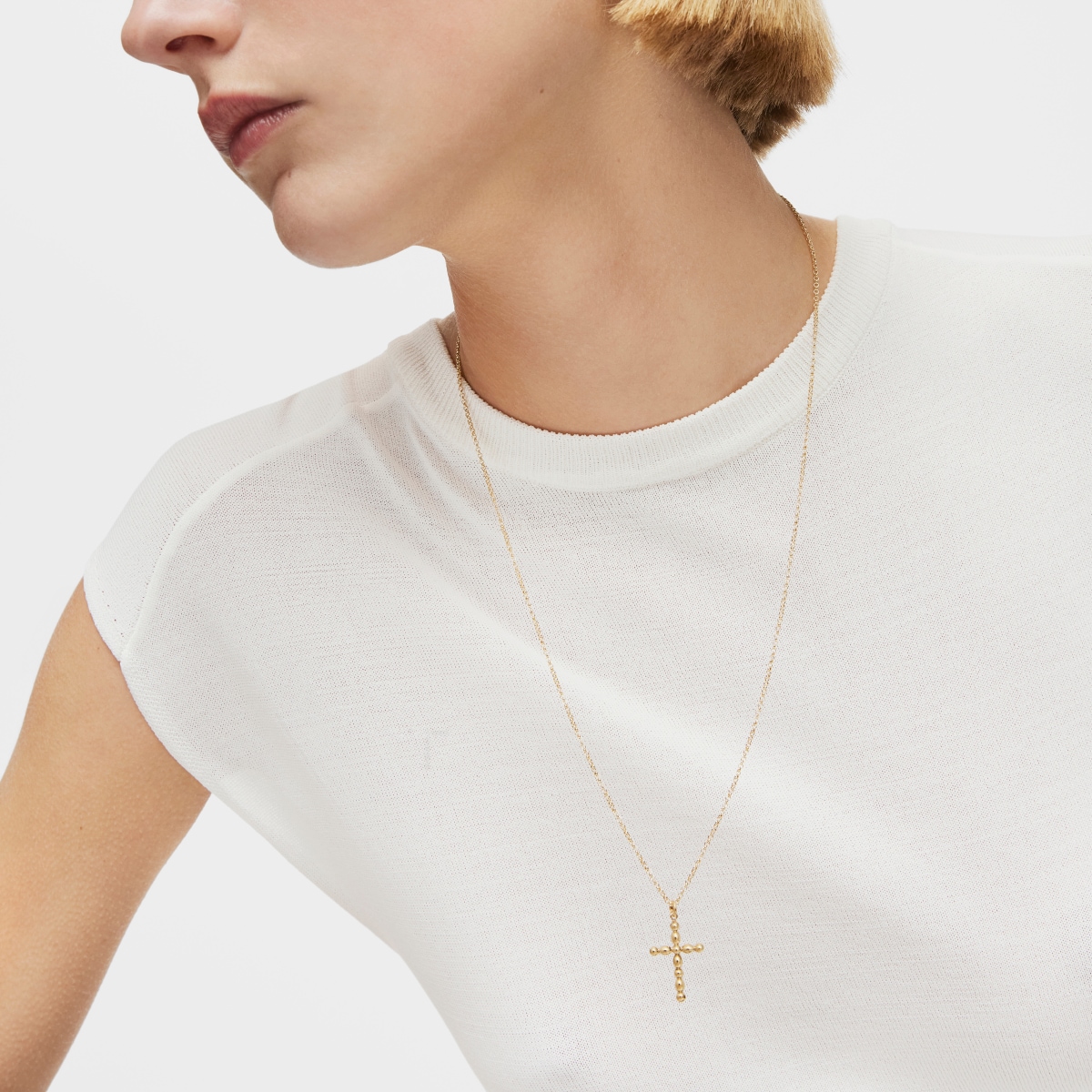 Large gold cross-motif Pendant Basics