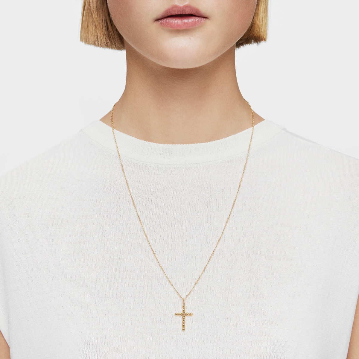 Large gold cross-motif Pendant Basics