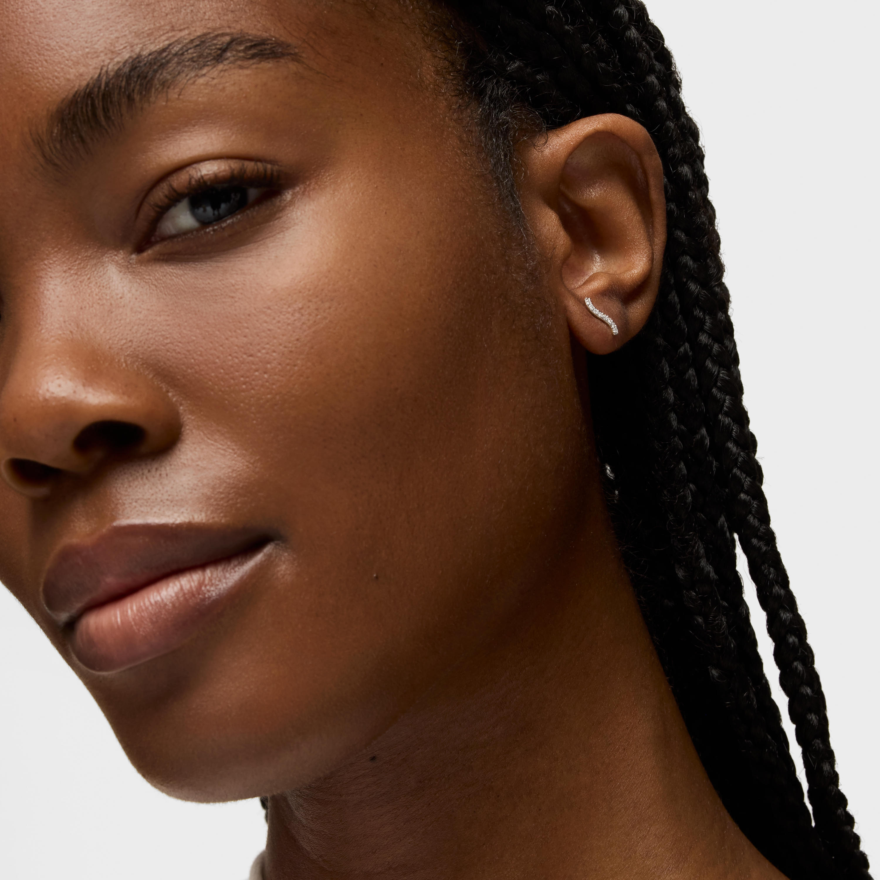 18K solid gold Strip earrings with 0.09ct diamonds Les Classiques