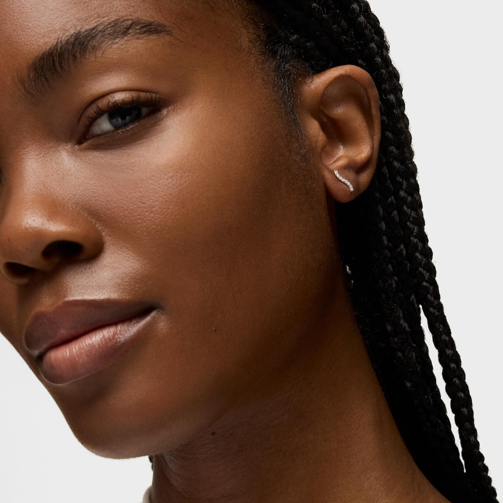 Zlat&eacute; N&aacute;u&scaron;nice Les Classiques s&nbsp;tyčinkami a&nbsp;diamanty o&nbsp;hmotnosti 0,09&nbsp;kar&aacute;tu