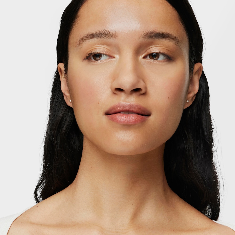 3&nbsp;mm 18K white gold Earrings Basics