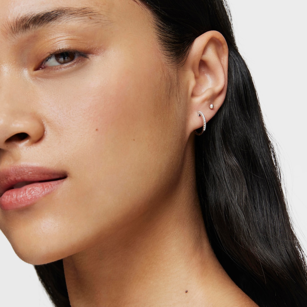 3&nbsp;mm 18K white gold Earrings Basics