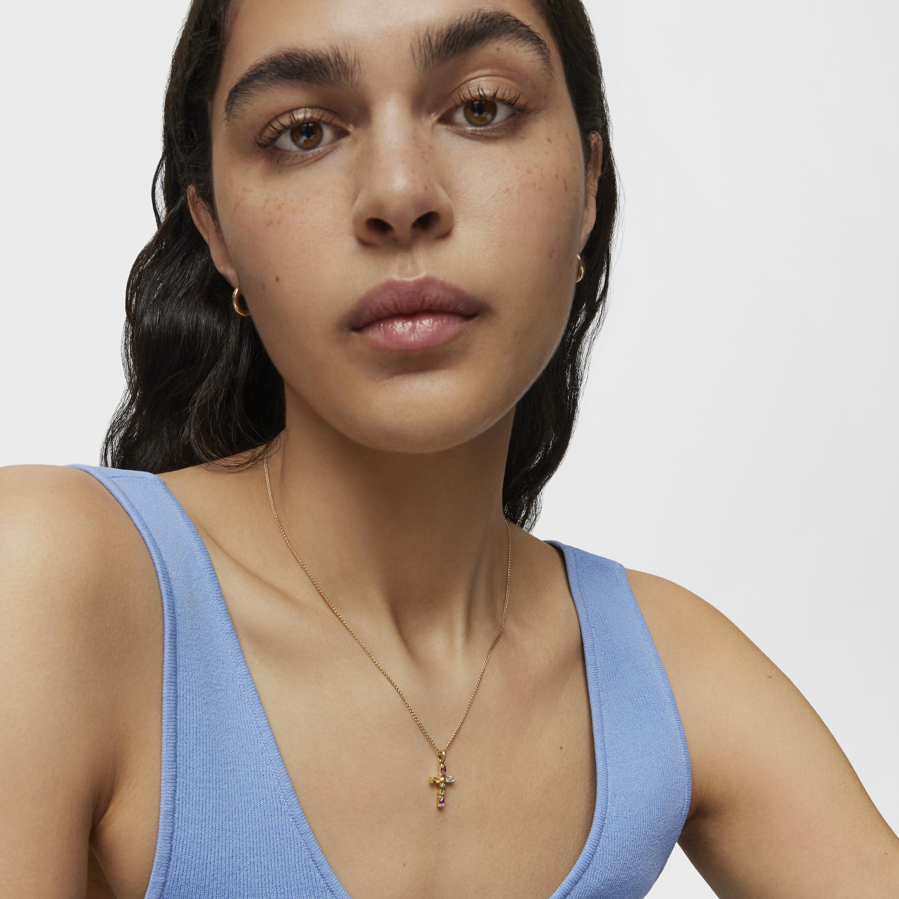 18K solid gold cross Pendant with gemstones Basics