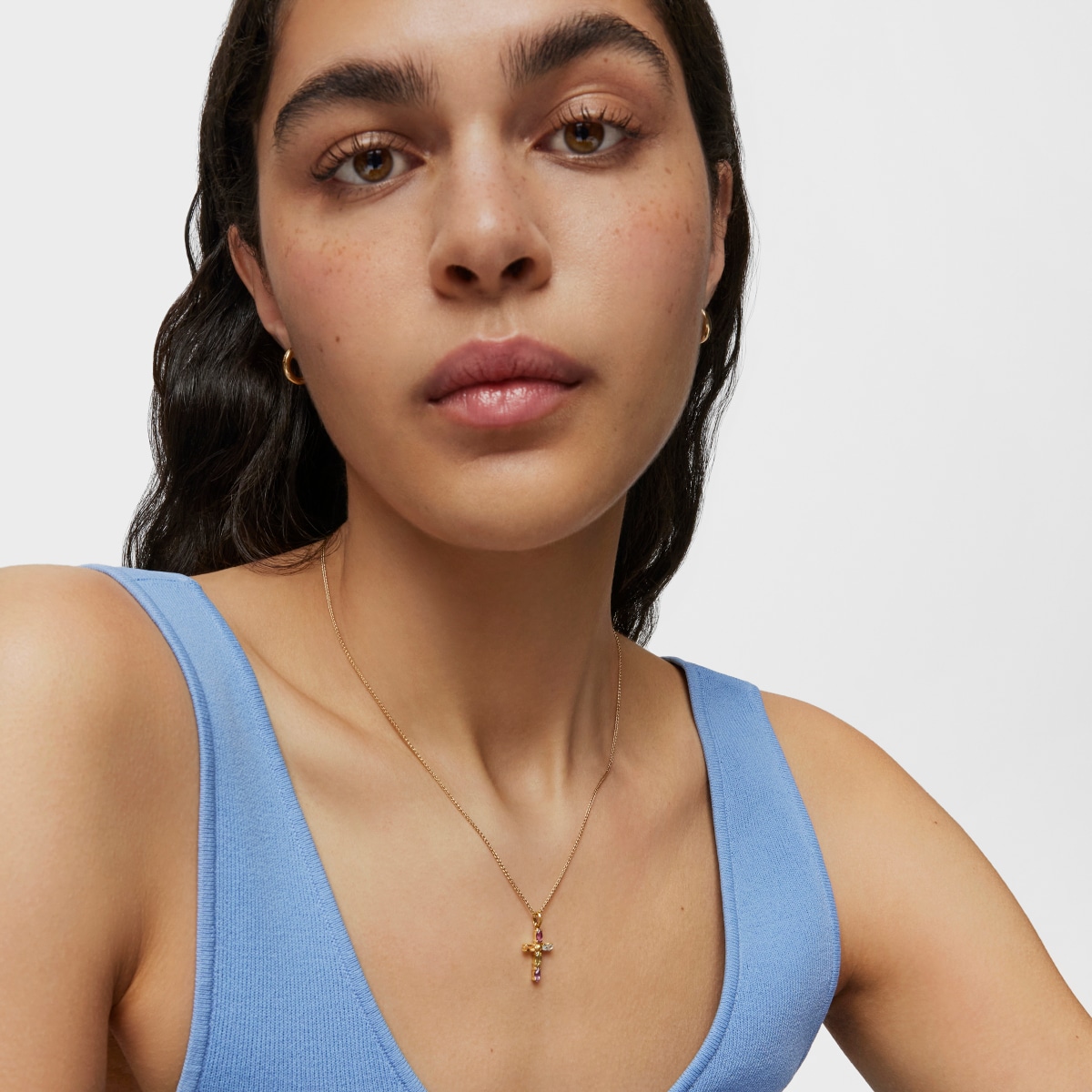 Gold cross Pendant with gemstones Basics