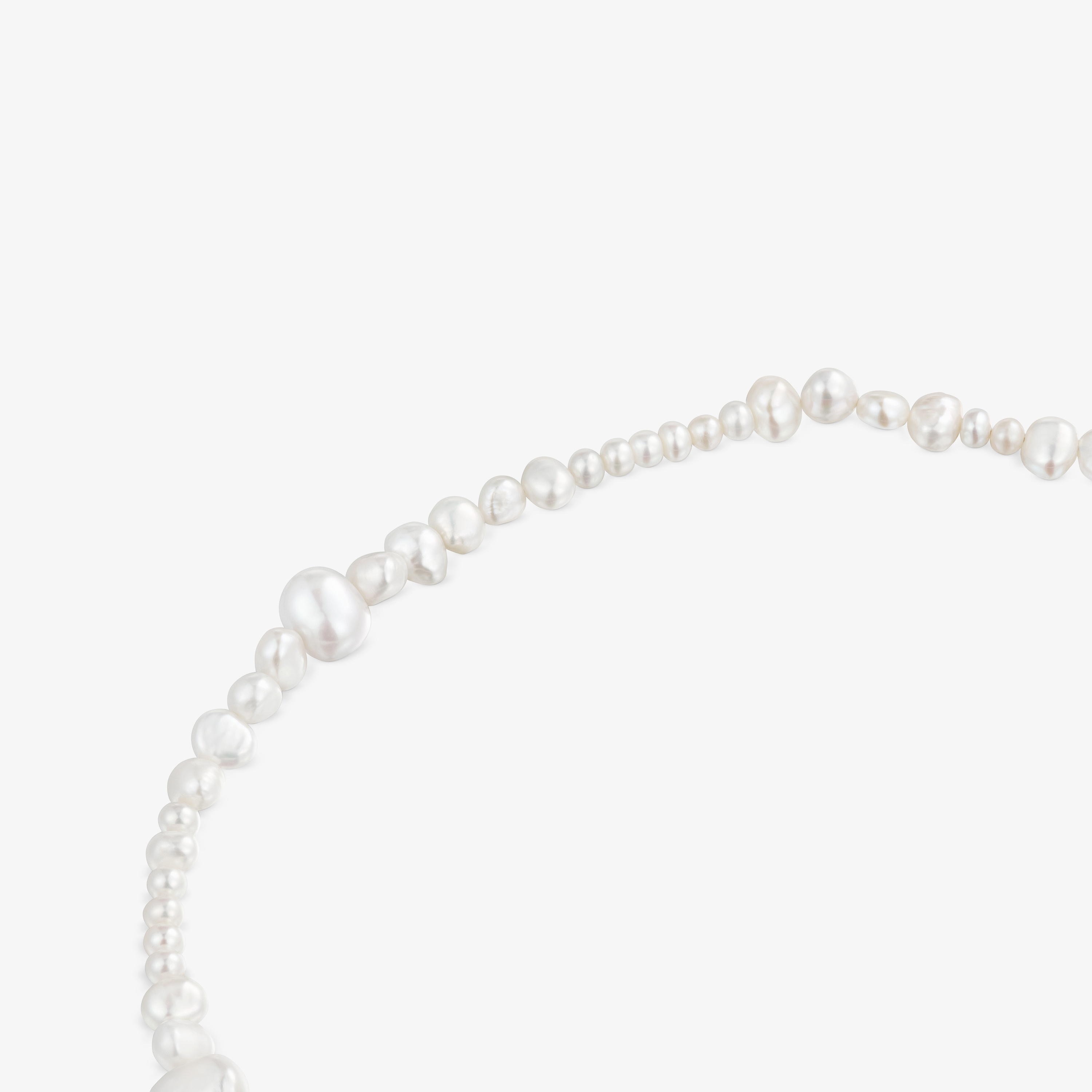 Choker with cultured pearls and silver ring Hold Oval