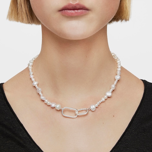 Choker with cultured pearls and silver ring Hold Oval
