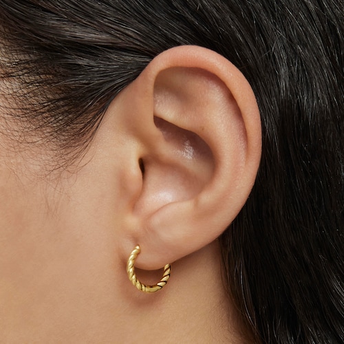 Pendientes cortos de aro trenzado con baño de oro 18 kt sobre plata 10 mm Basics