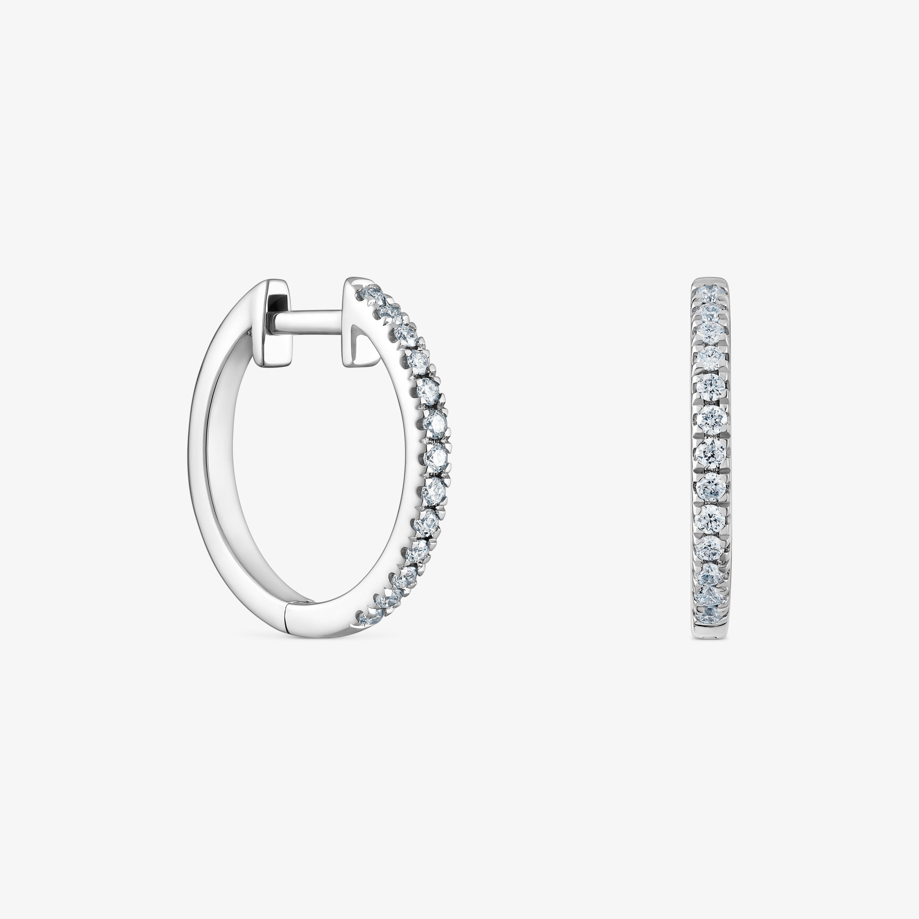 Les Classiques 14 mm short Hoop earrings in 18K white gold with diamonds