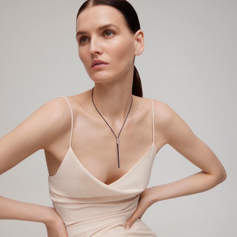 Collar de oro blanco con diamantes y cord&oacute;n negro TOUS ATELIER