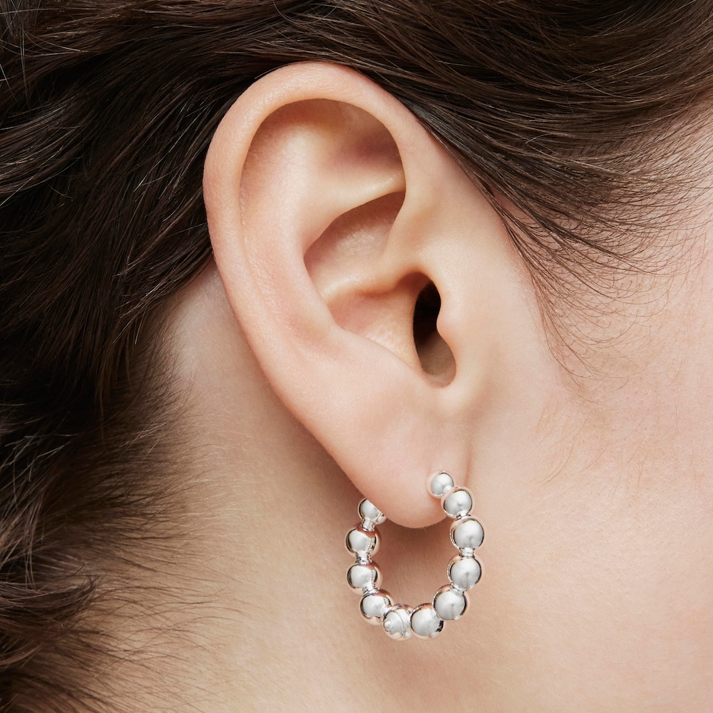 Pendientes de aro peque&ntilde;os con detalles de plata 15 mm Gloss