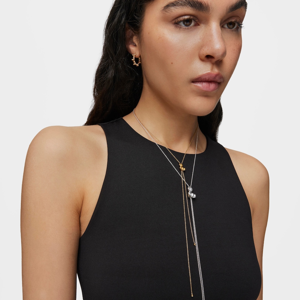 Stredne veľk&yacute; N&aacute;hrdeln&iacute;k s&nbsp;18&nbsp;kt pozl&aacute;ten&iacute;m na striebre a&nbsp;mot&iacute;vom medved&iacute;ka Bold Bear