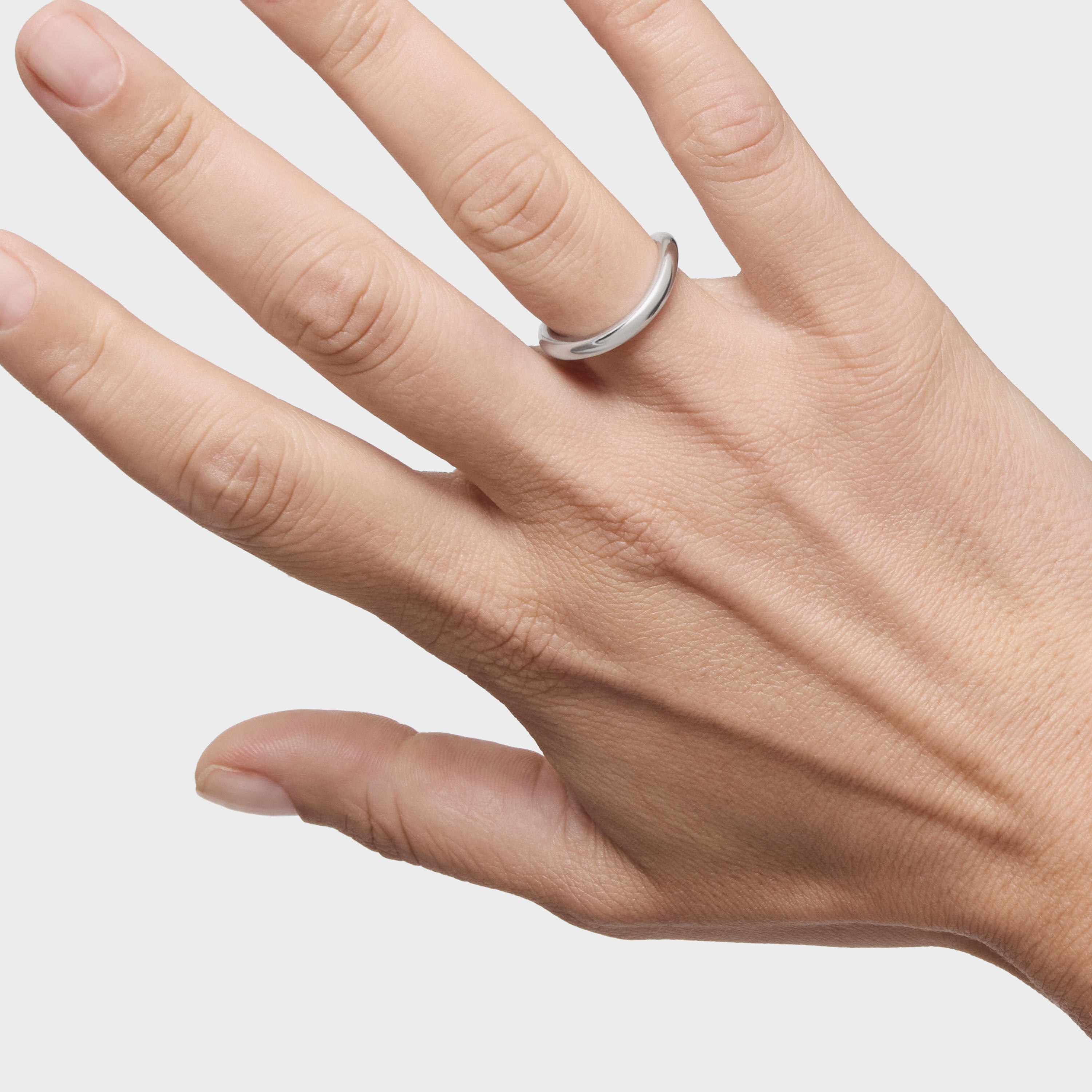 18K white gold gradient ring New Hav