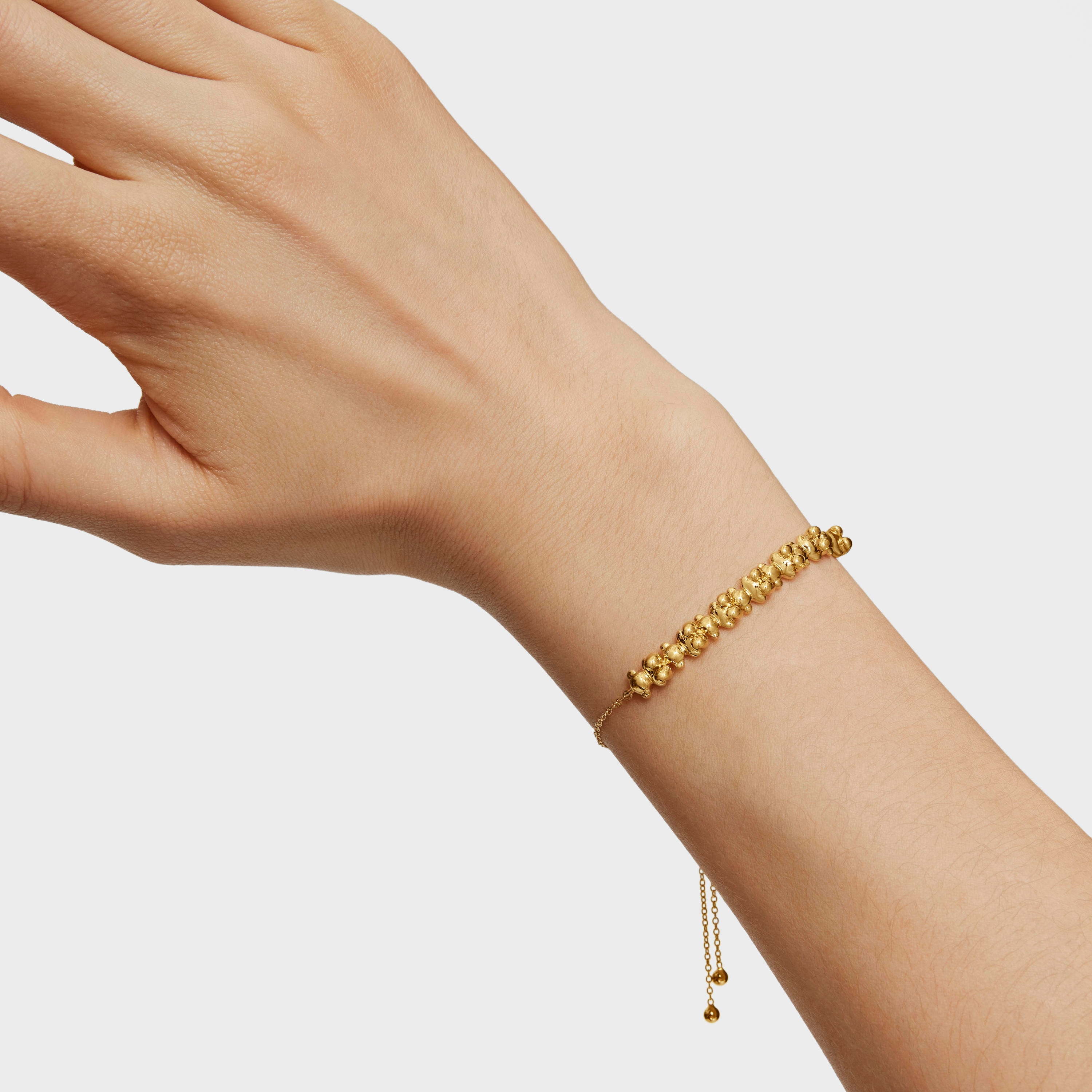 Bold Bear chain Bracelet with 18kt gold plating over silver and charm
